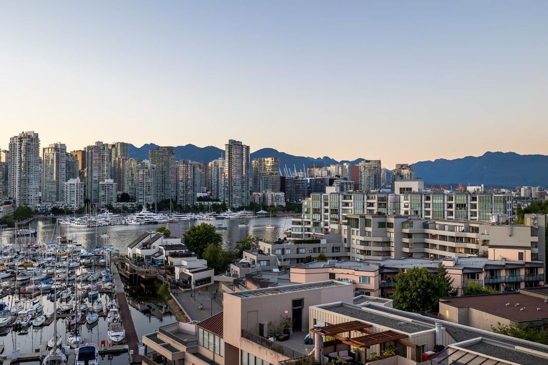 666-leg-in-boot-square-false-creek-vancouver-west-17 at 721 - 666 Leg In Boot Square, False Creek, Vancouver West