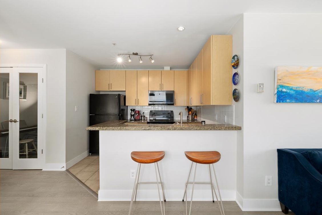 2630-arbutus-street-kitsilano-vancouver-west-02 at 301 - 2630 Arbutus Street, Kitsilano, Vancouver West