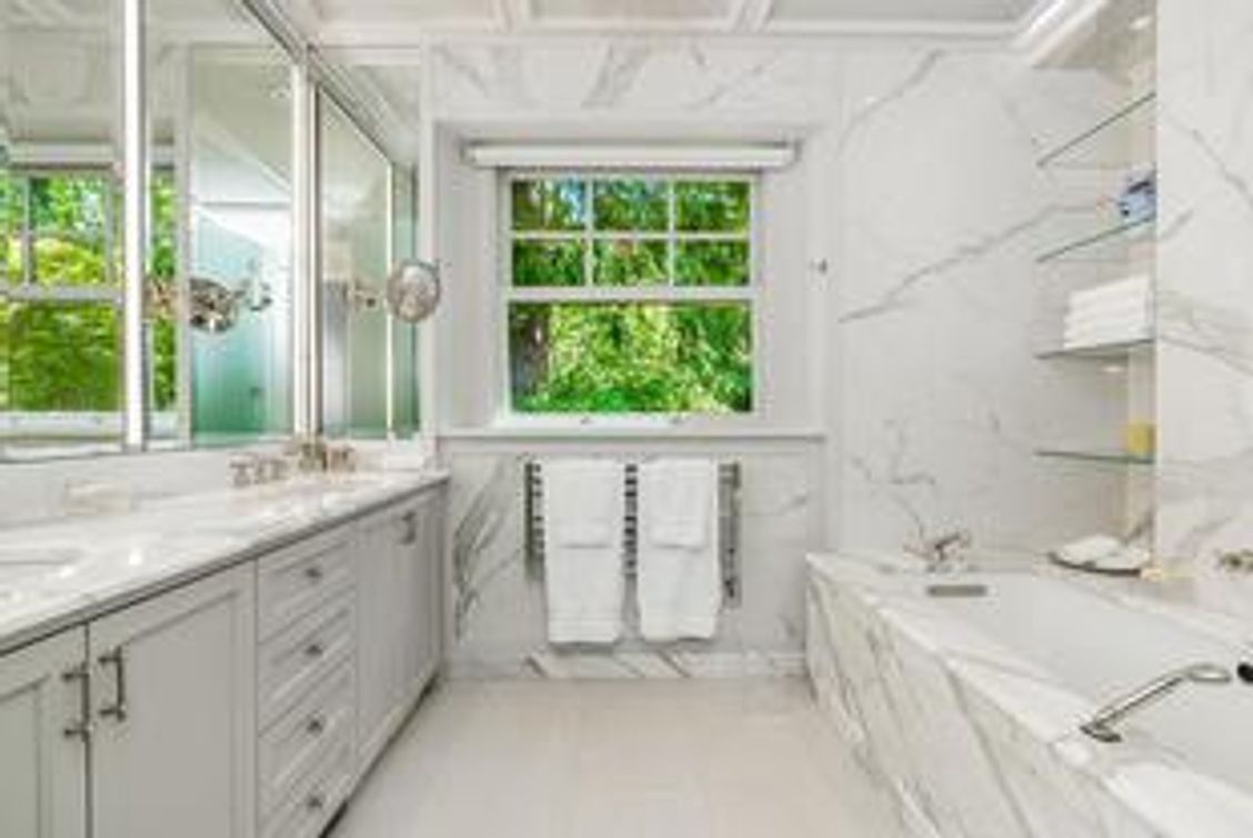 photo_server-13php at 1416 Acadia, University VW, Vancouver West