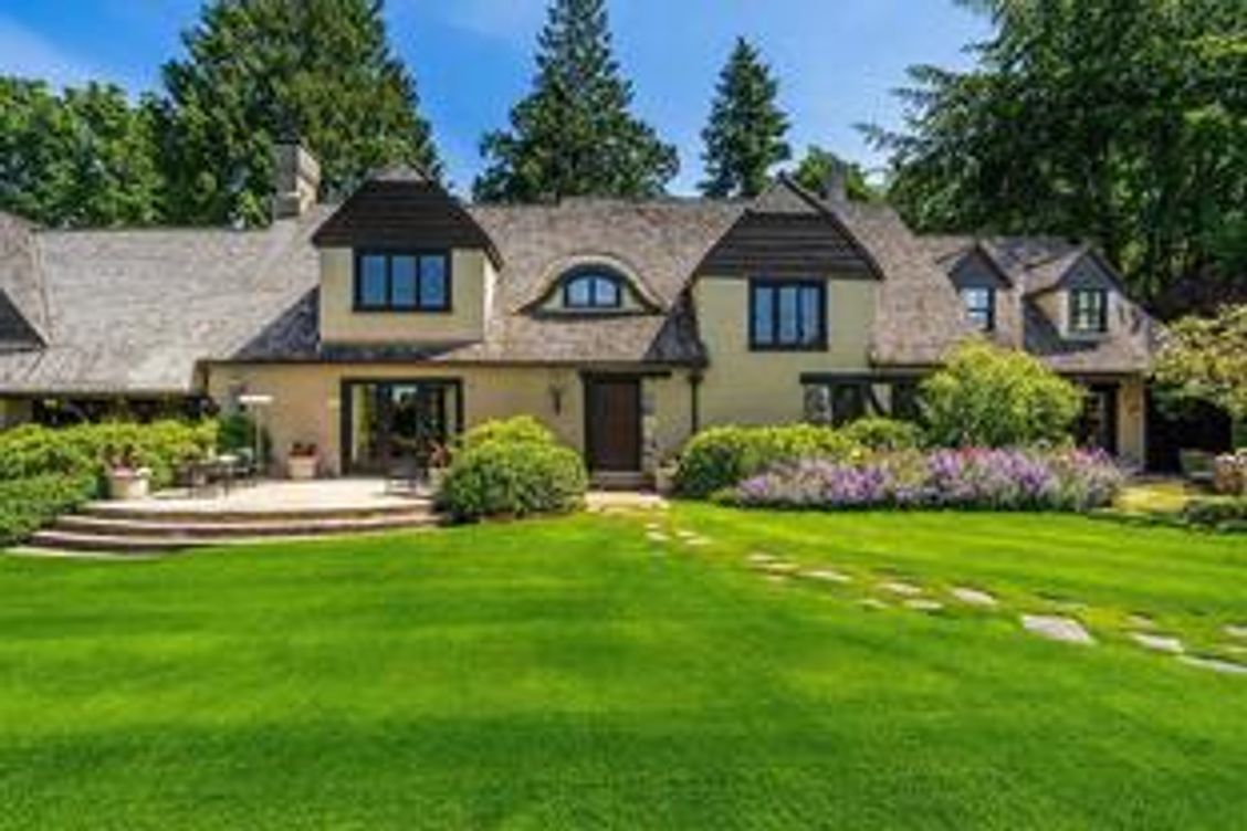 photo_server-2php at 1416 Acadia, University VW, Vancouver West