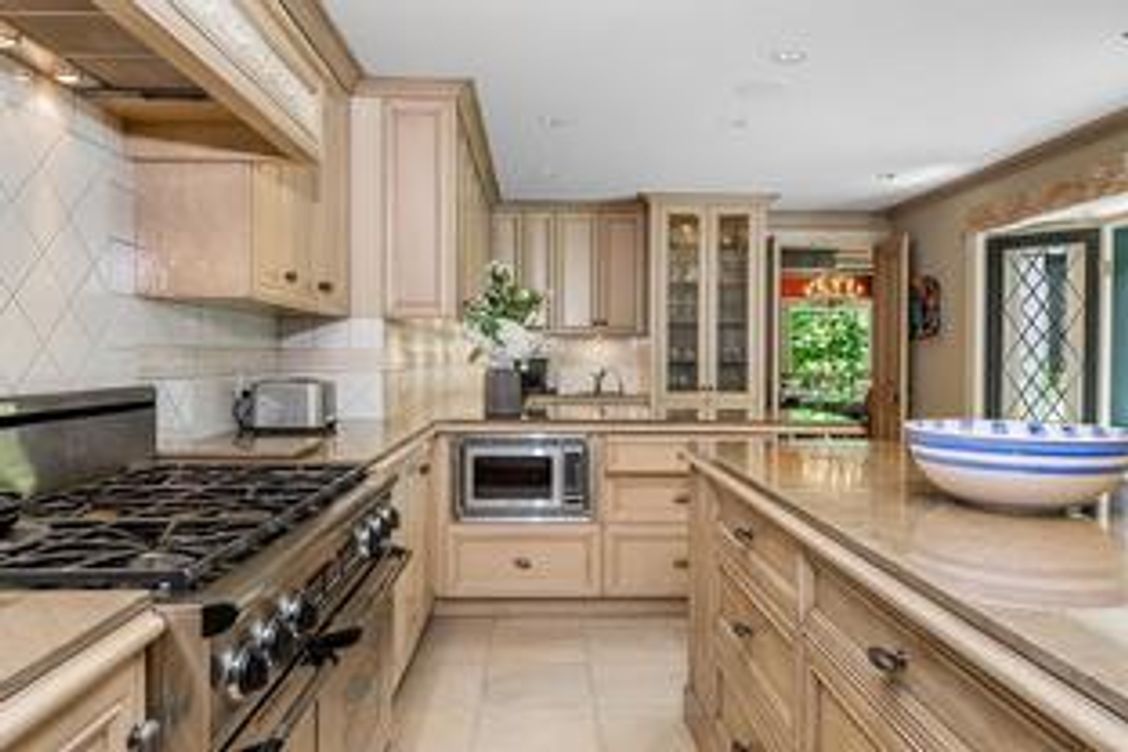 photo_server-8php at 1416 Acadia, University VW, Vancouver West