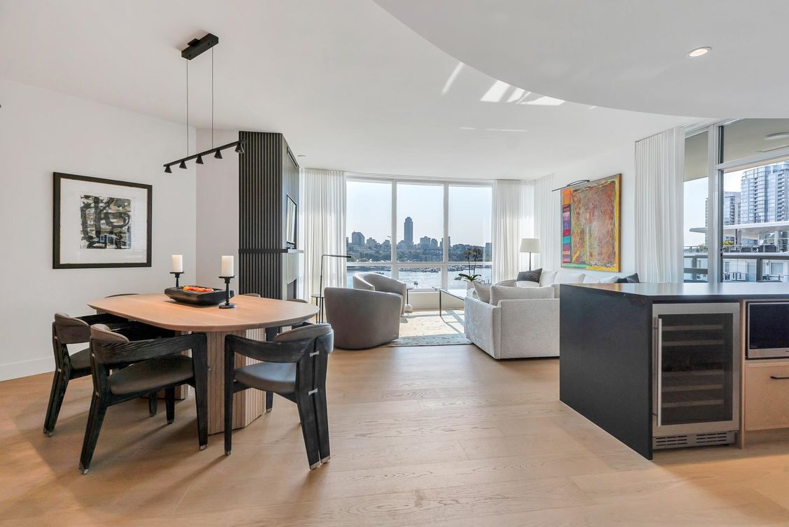 1328-marinaside-crescent-yaletown-vancouver-west-03 at 801 - 1328 Marinaside Crescent, Yaletown, Vancouver West