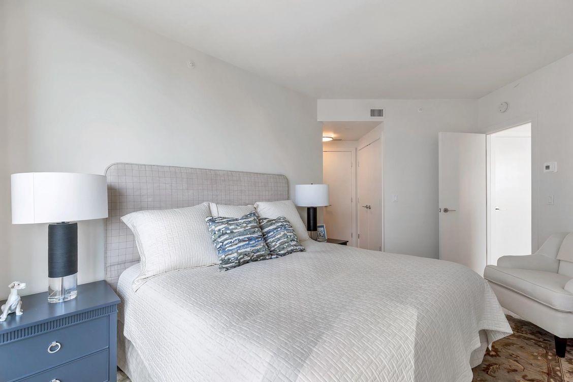 1328-marinaside-crescent-yaletown-vancouver-west-24 at 801 - 1328 Marinaside Crescent, Yaletown, Vancouver West