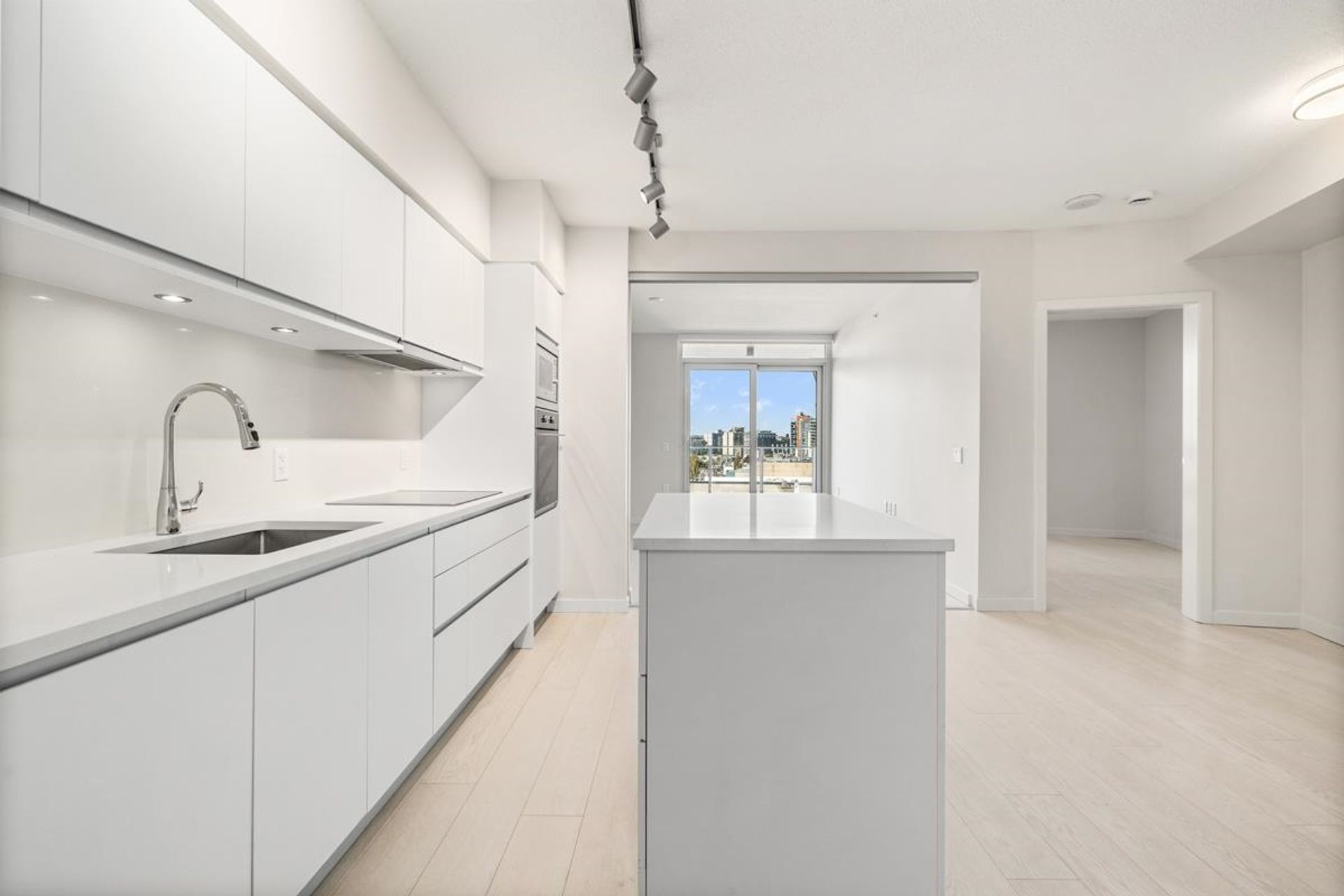 823 - 180 E 2nd Avenue, Olympic Village (Mount Pleasant VE), Vancouver West 