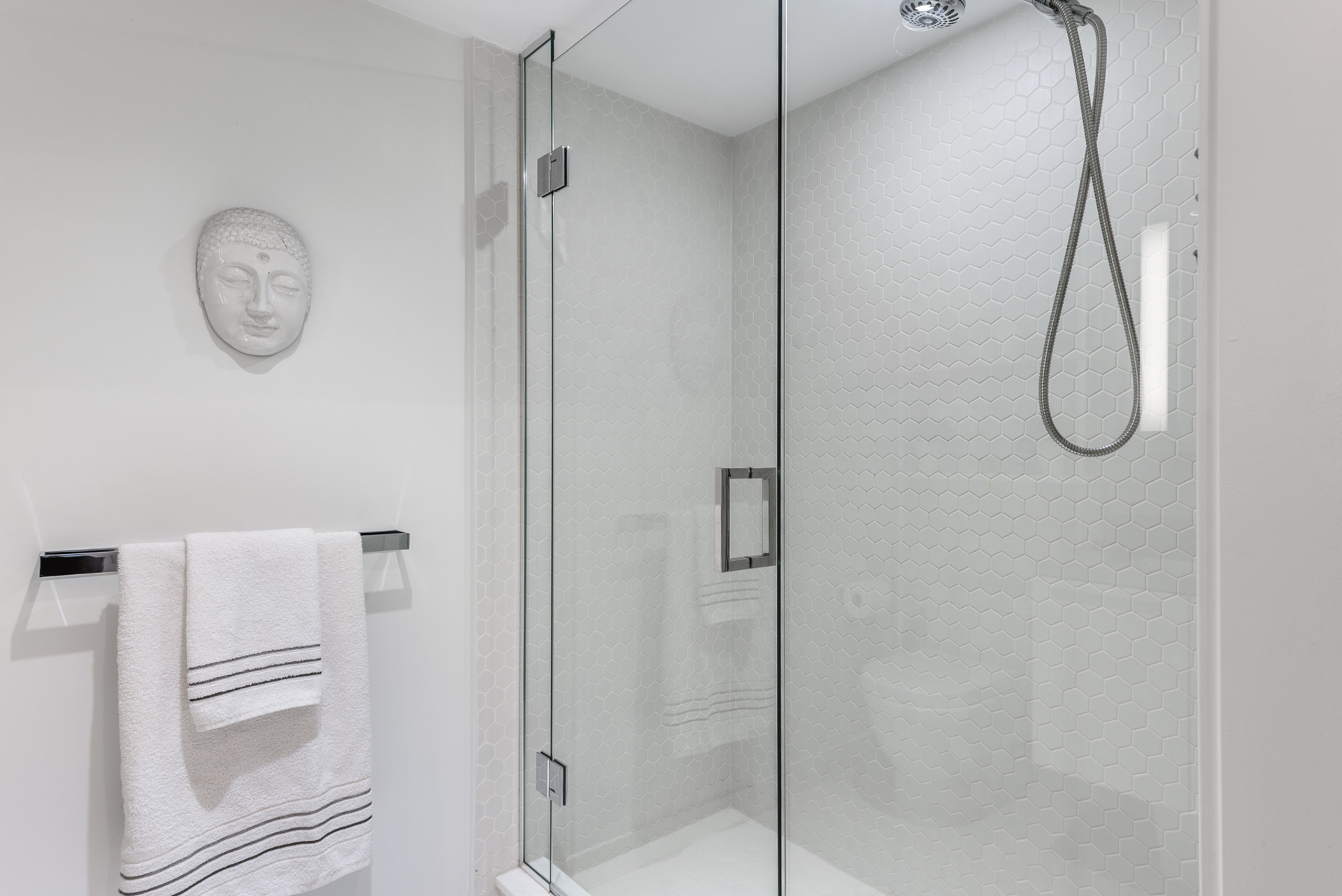 1207-188-keefer-street-vancouver-360hometours-23s