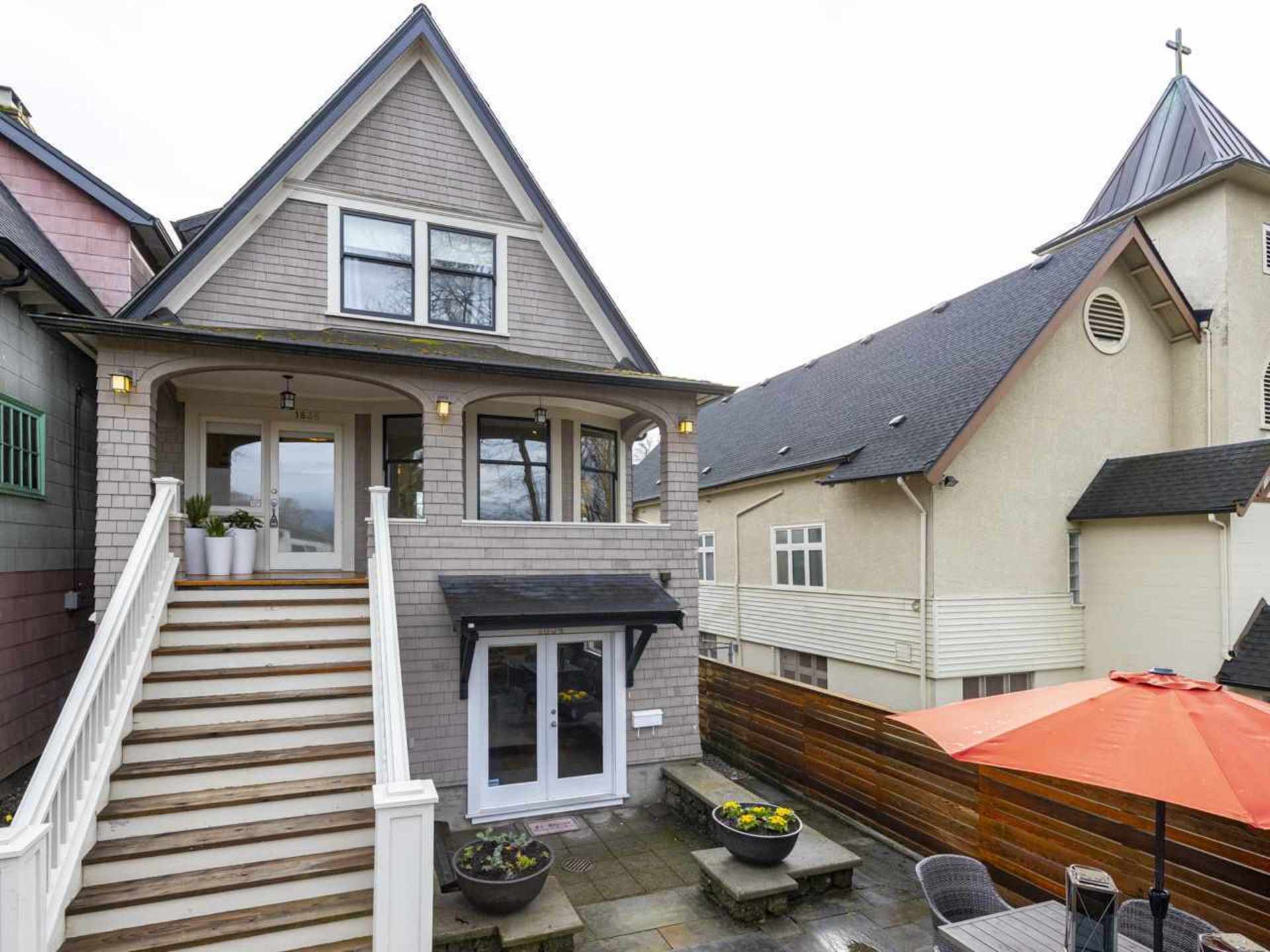 1836-e-7th-avenue-grandview-woodland-vancouver-east-01