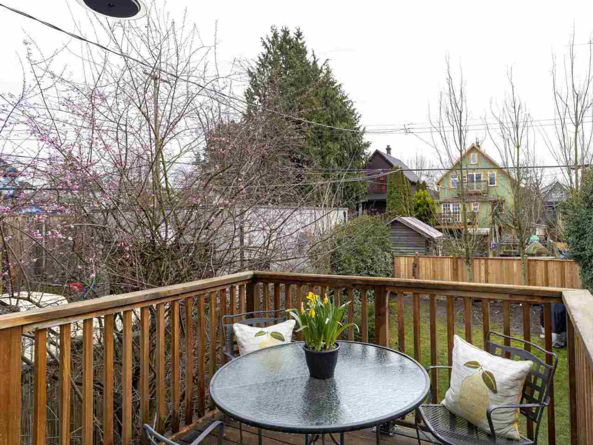 1836-e-7th-avenue-grandview-woodland-vancouver-east-14