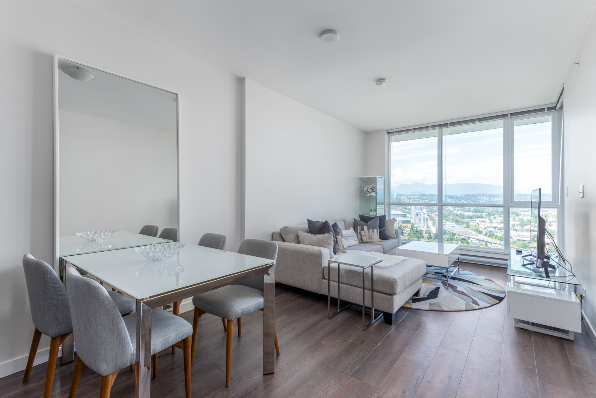 2509-271-francis-way-new-westminster-360hometours-03s