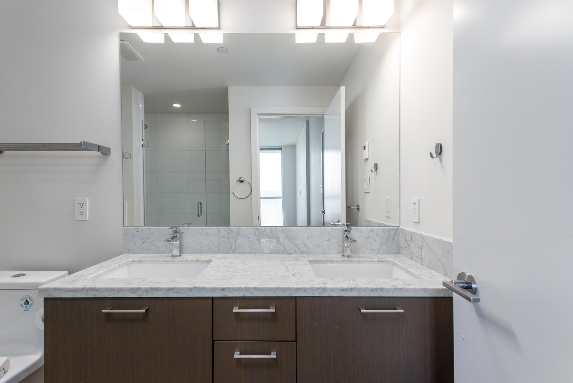 2509-271-francis-way-new-westminster-360hometours-13s