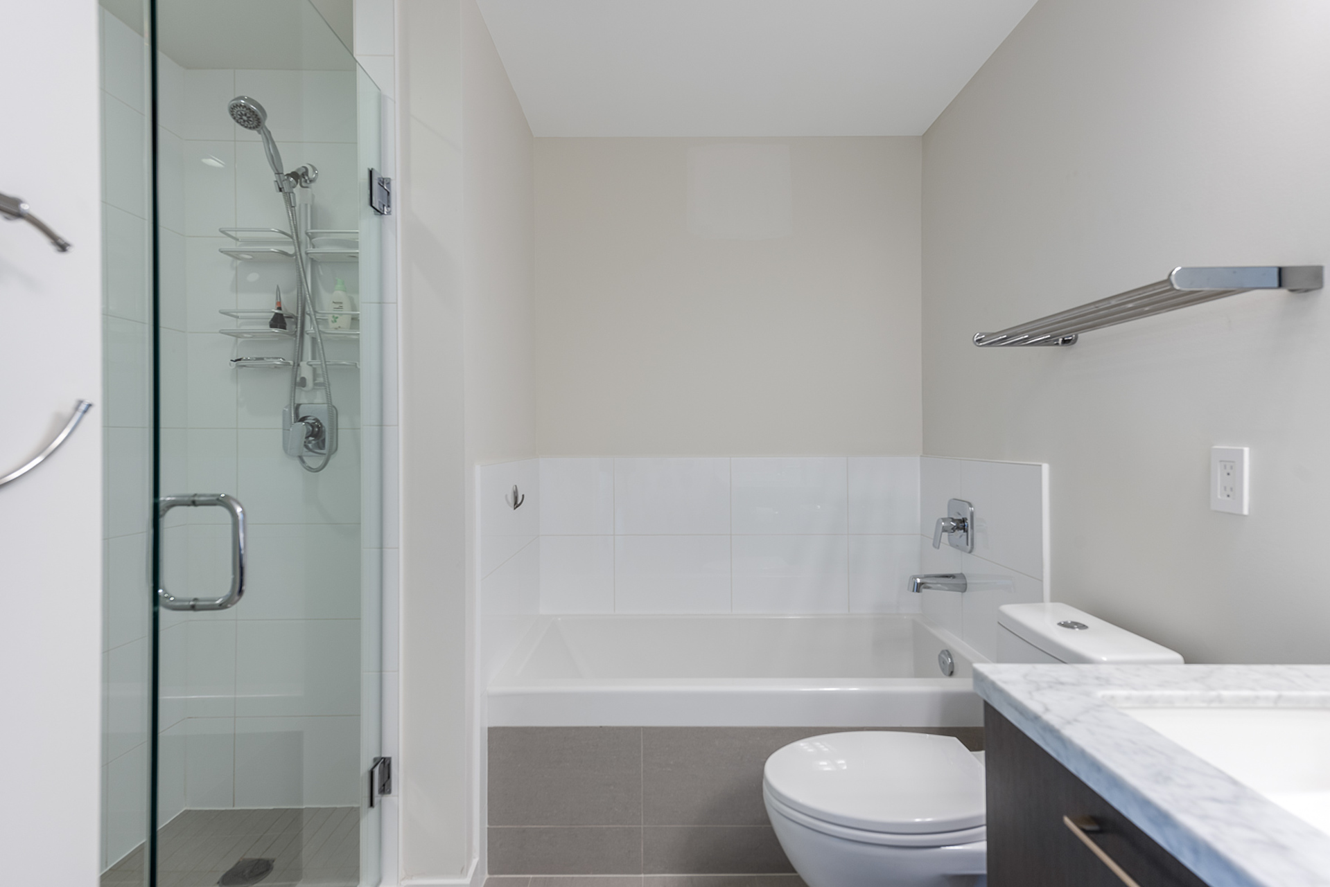 2509-271-francis-way-new-westminster-360hometours-14s