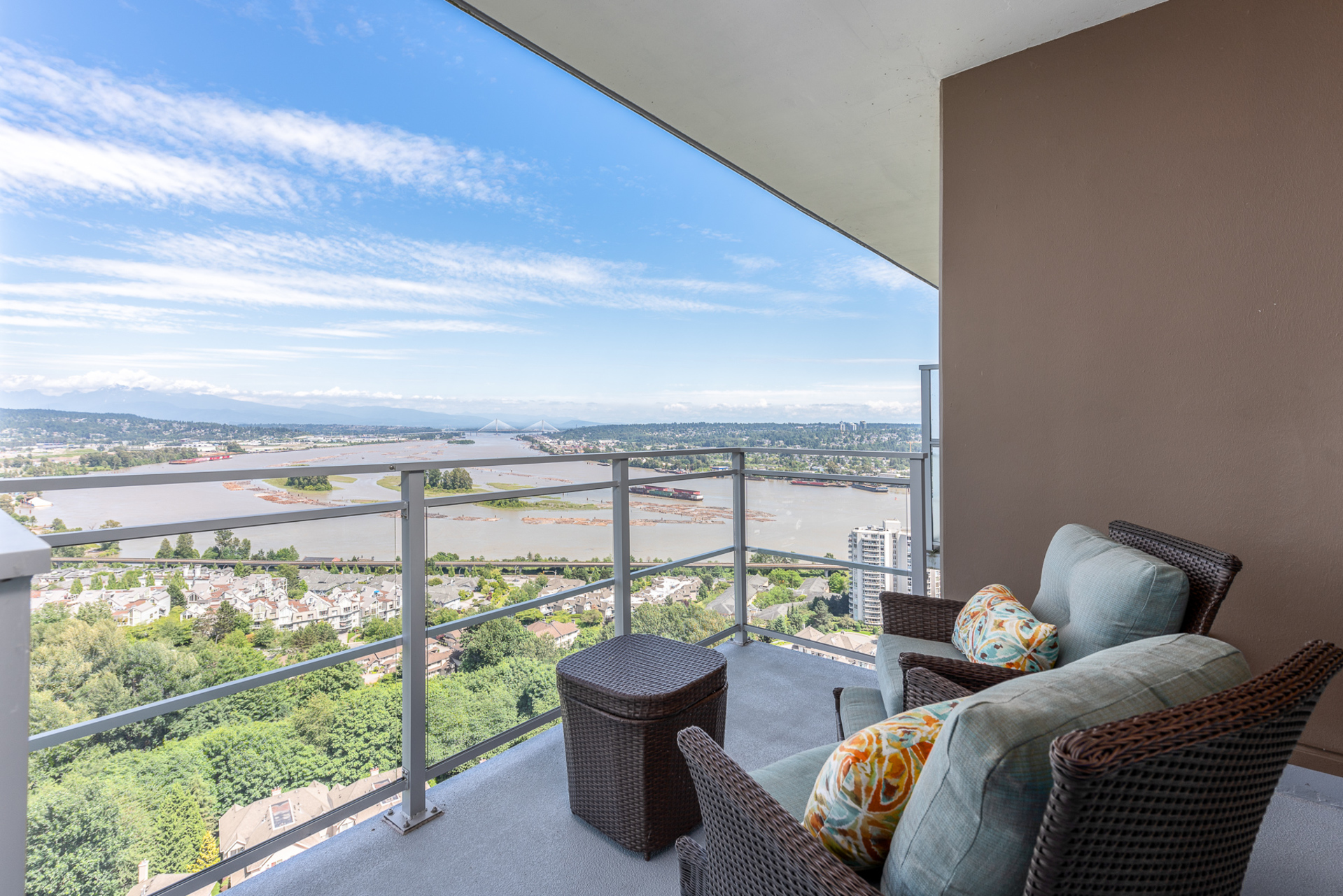 2509-271-francis-way-new-westminster-360hometours-17s