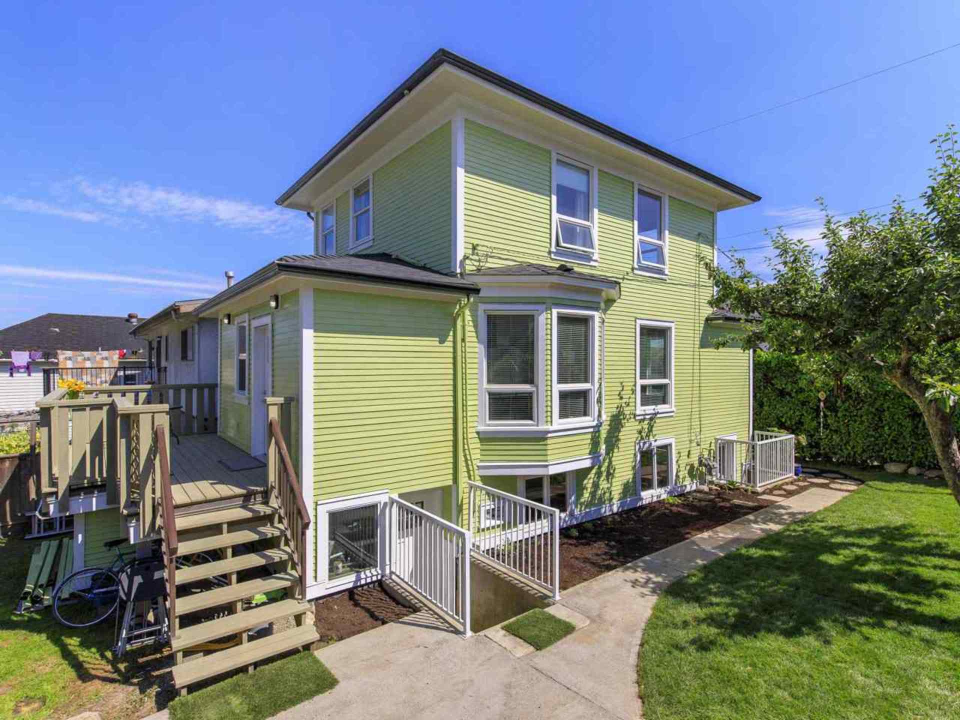 303-e-king-edward-avenue-main-vancouver-east-04