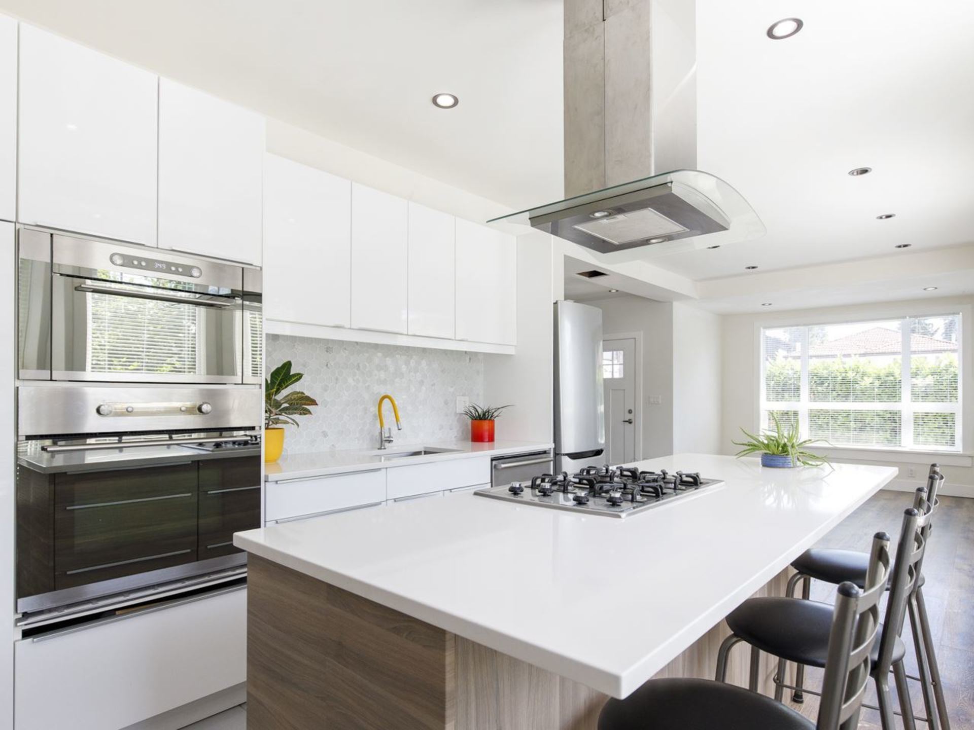 303-e-king-edward-avenue-main-vancouver-east-13