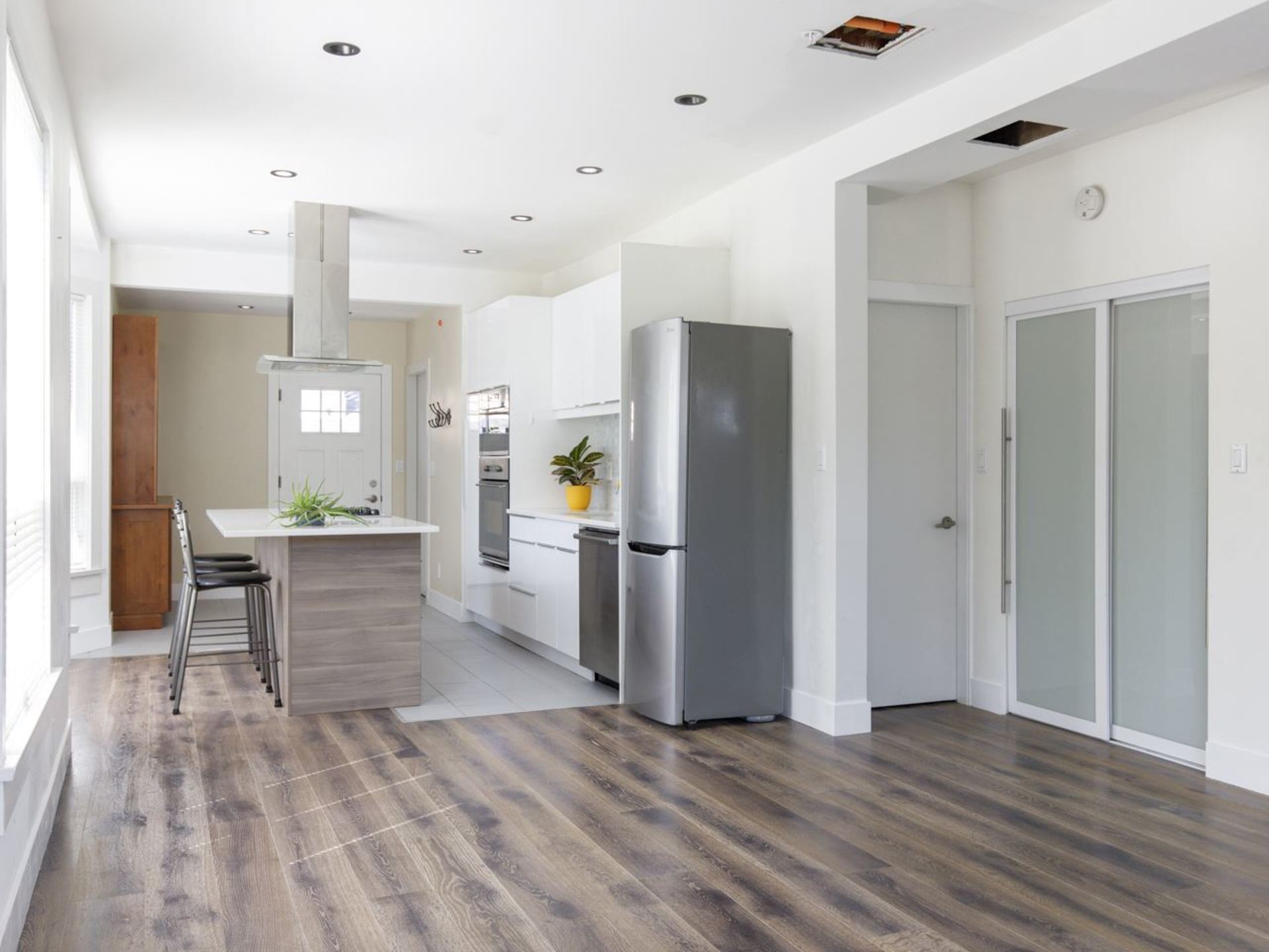 303-e-king-edward-avenue-main-vancouver-east-14