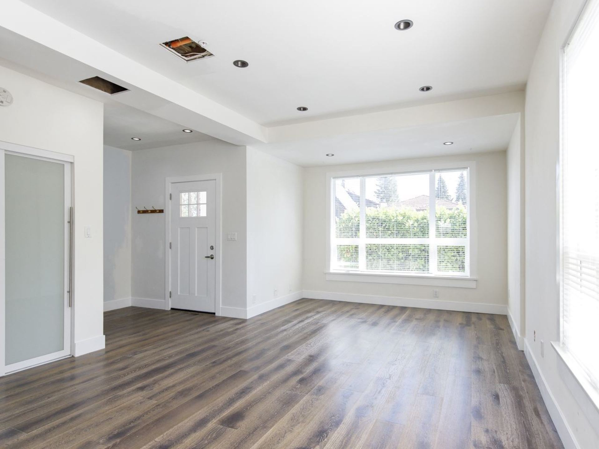 303-e-king-edward-avenue-main-vancouver-east-27