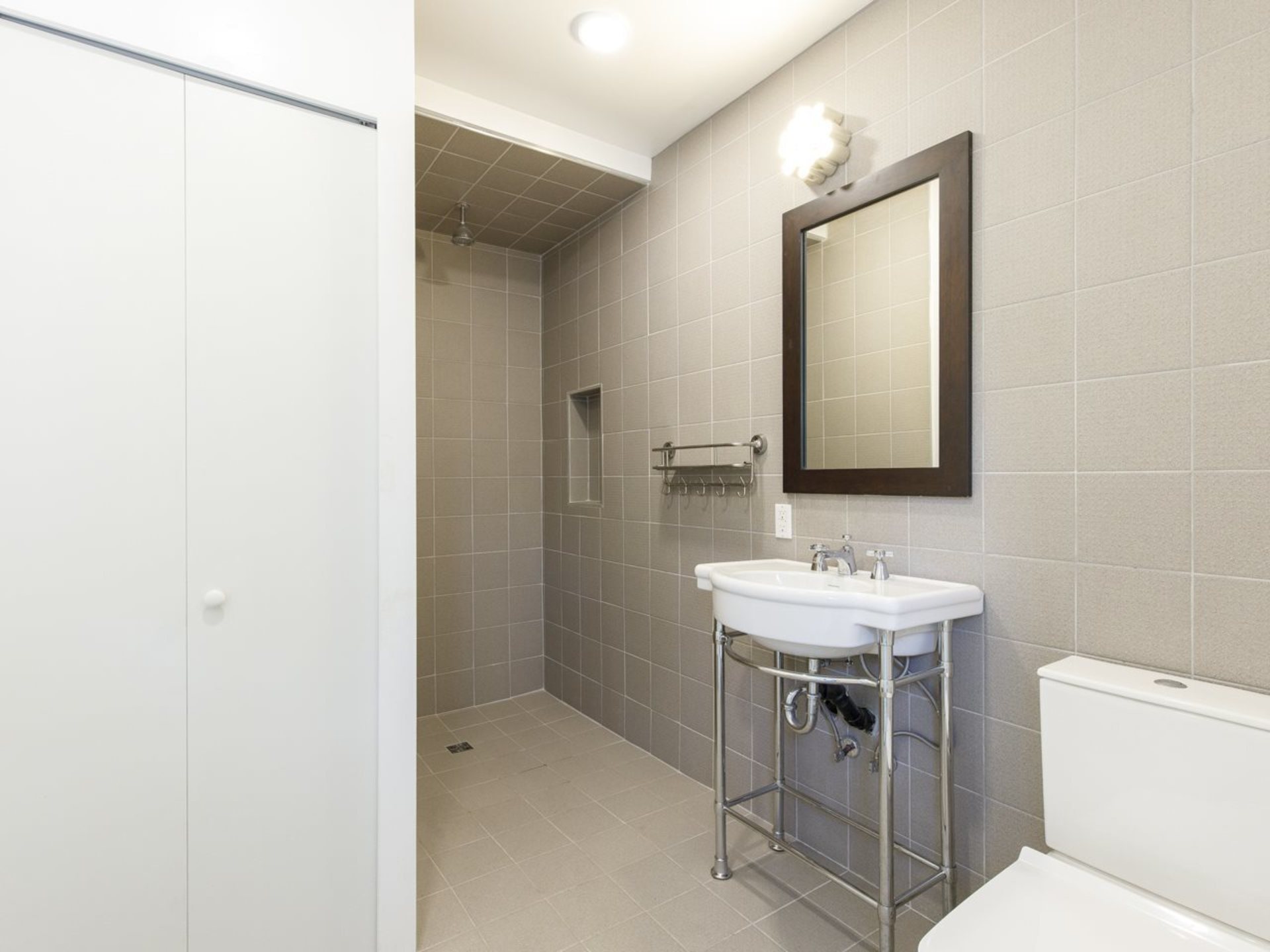 303-e-king-edward-avenue-main-vancouver-east-30