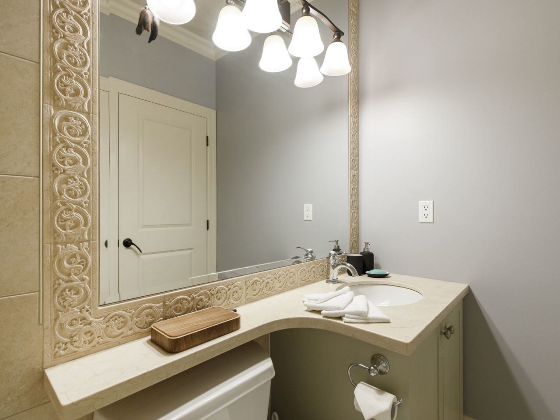 3040-w-12-avenue-kitsilano-vancouver-west-36