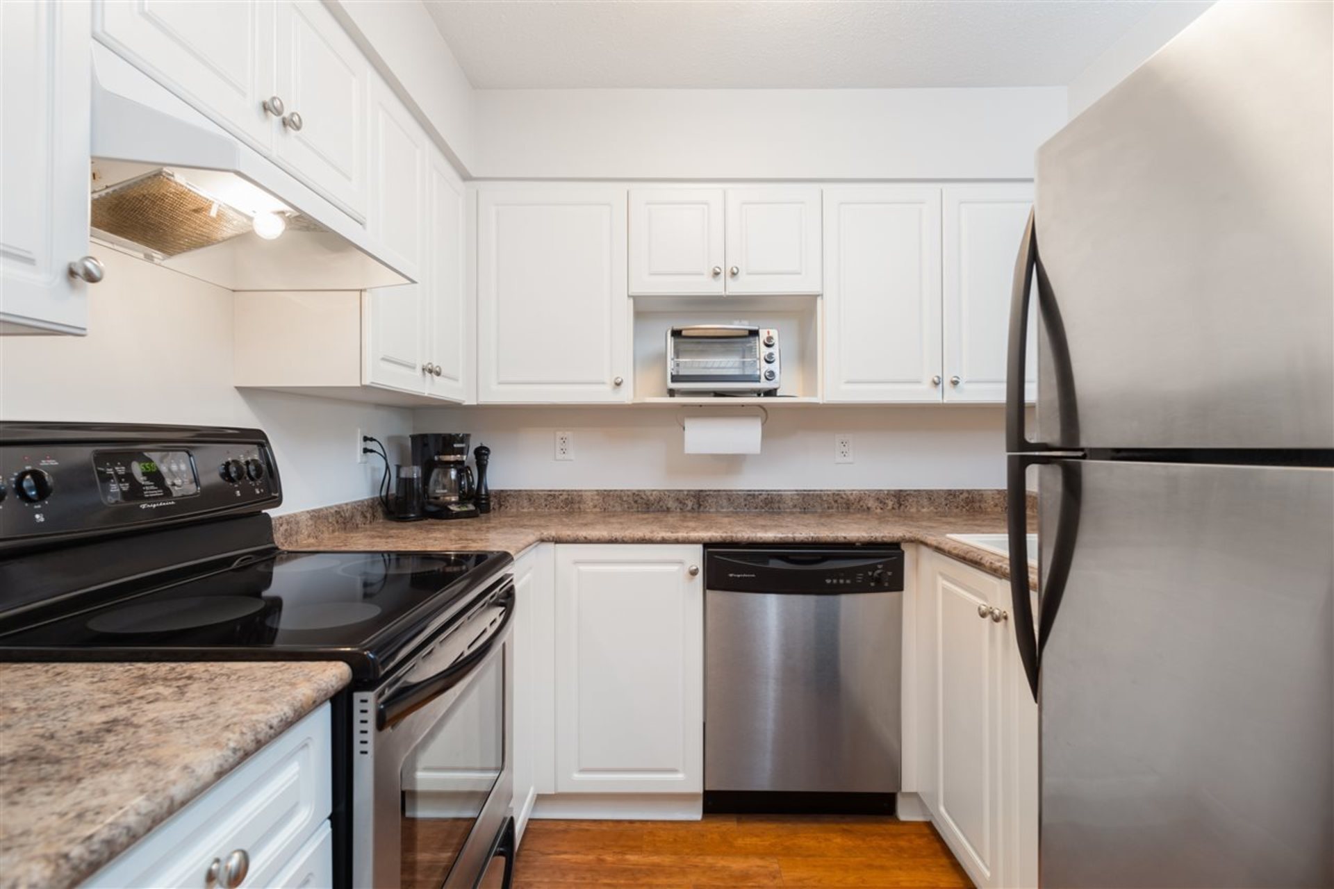 1383-brunette-avenue-maillardville-coquitlam-07