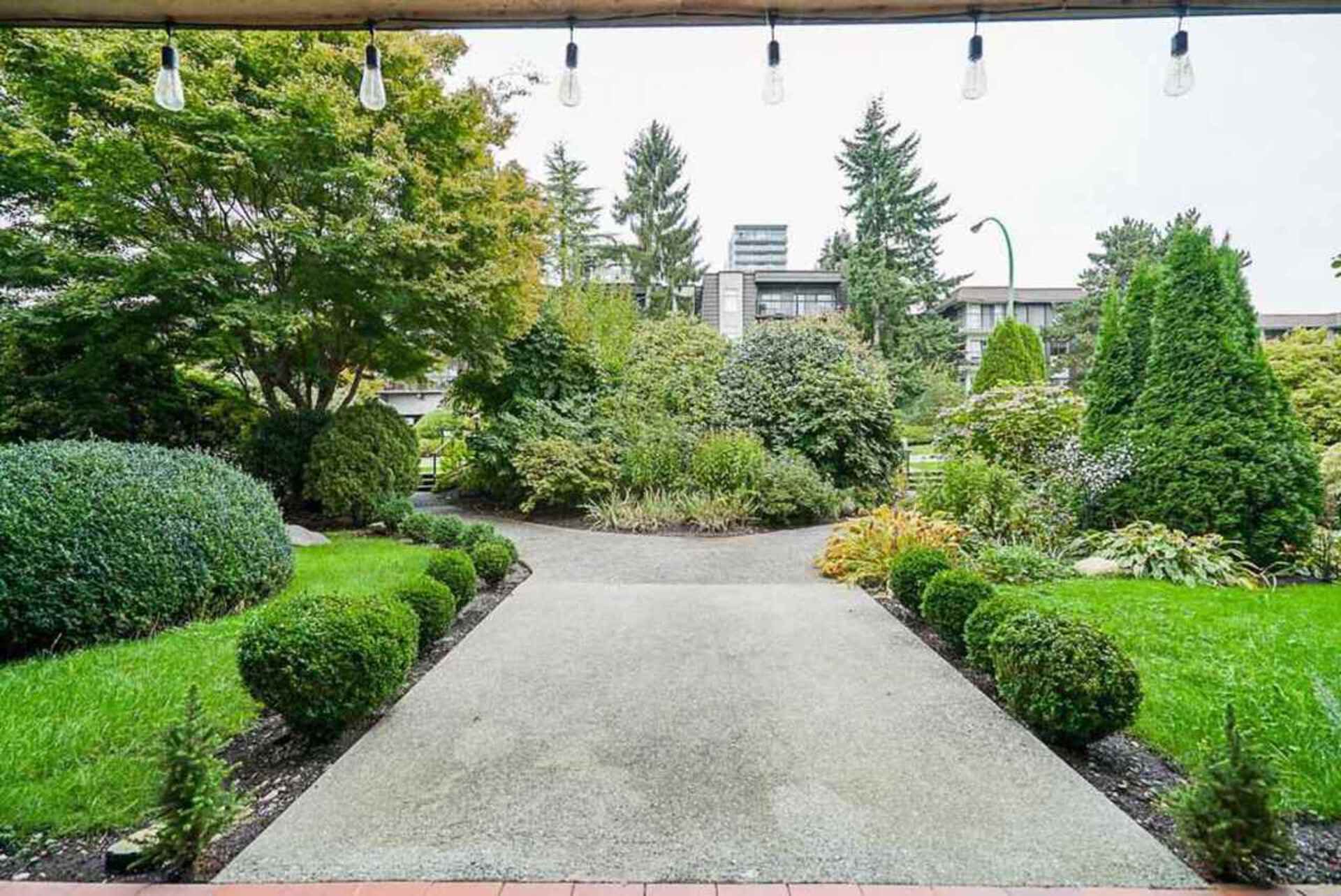 155-e-5th-street-lower-lonsdale-north-vancouver-05