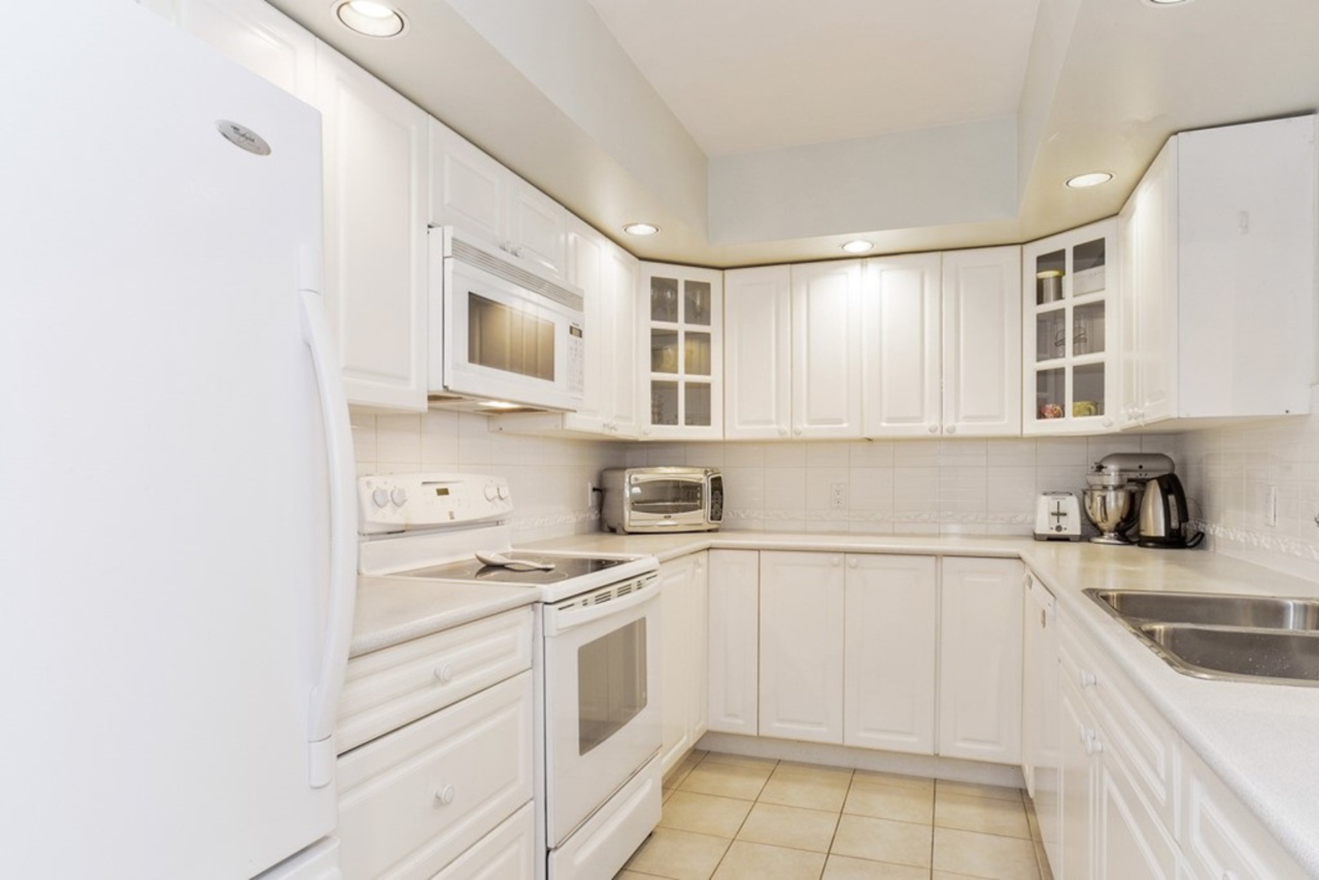 1145-e-29th-street-lynn-valley-north-vancouver-09