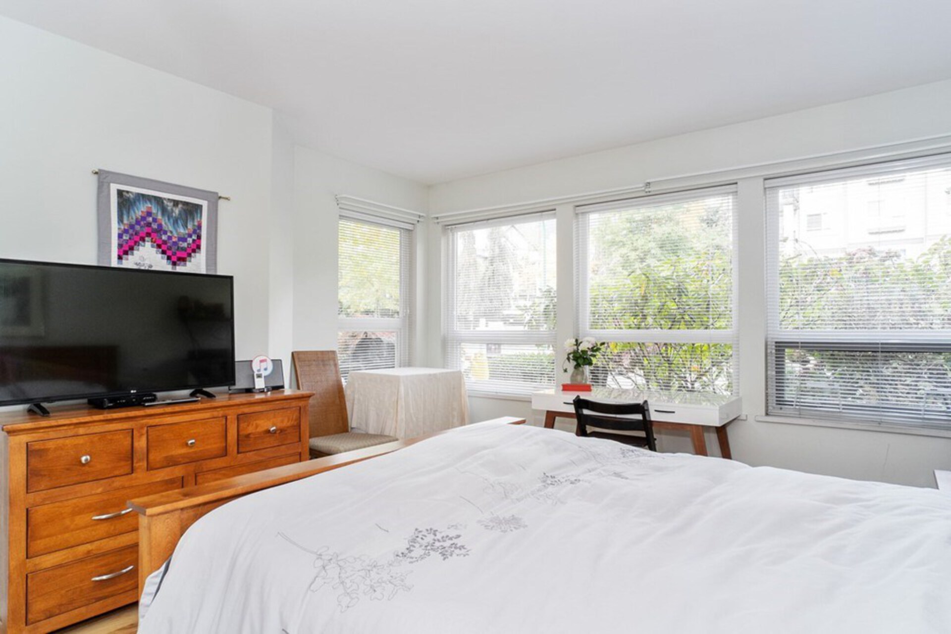 1145-e-29th-street-lynn-valley-north-vancouver-12