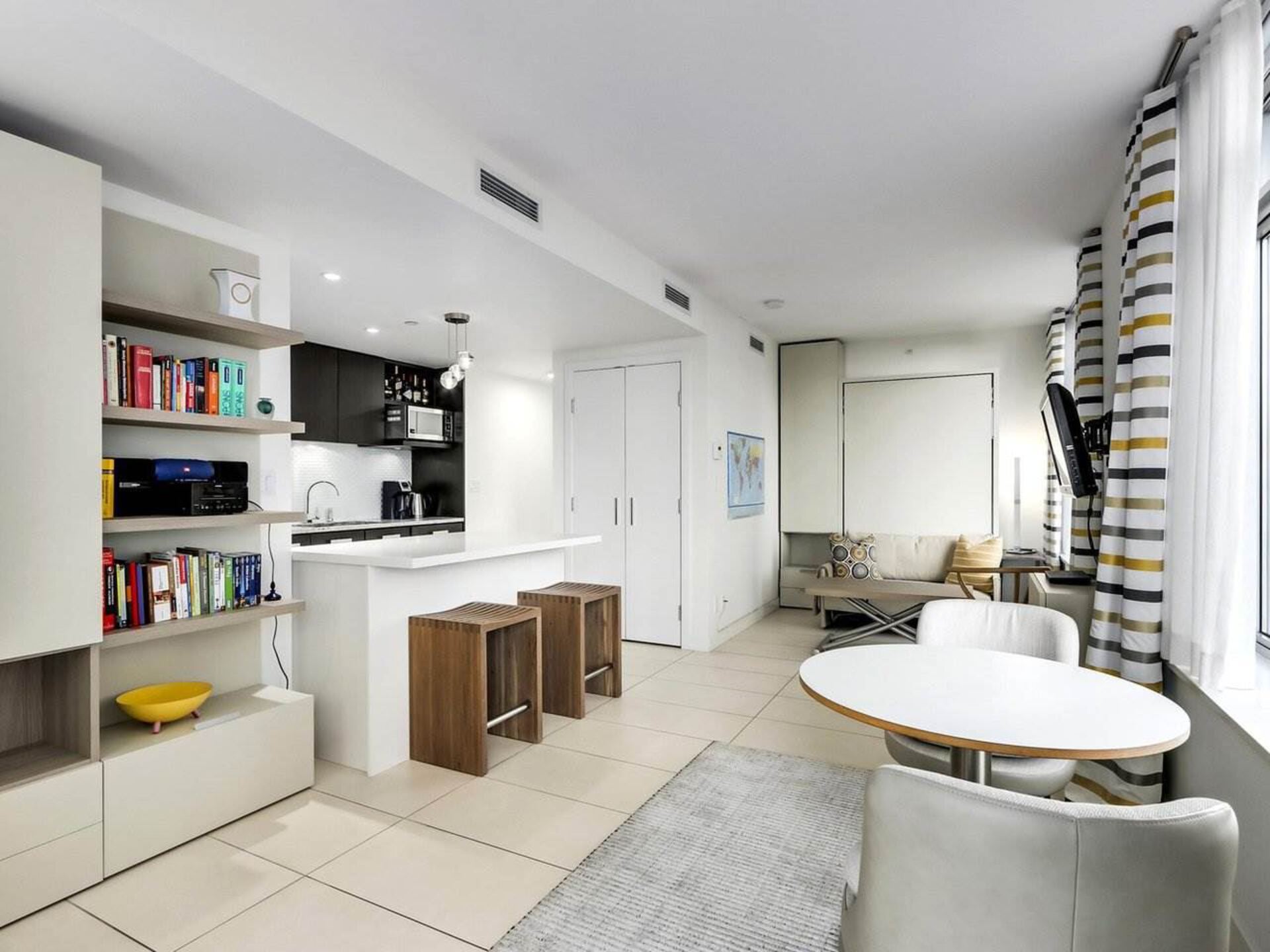 1028-barclay-street-west-end-vw-vancouver-west-09