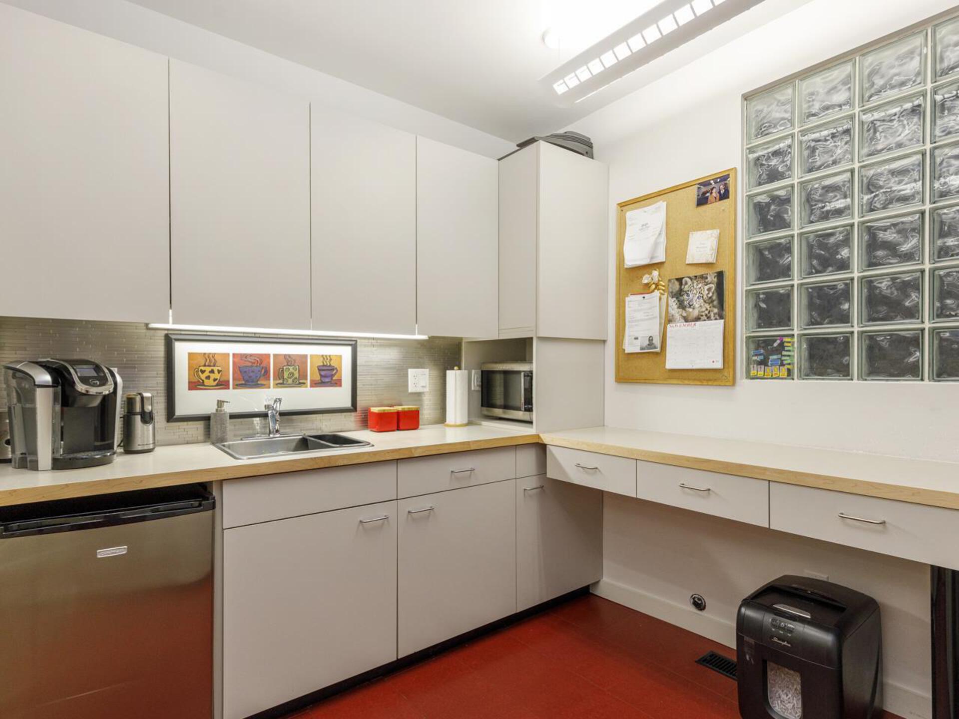 439-helmcken-street-yaletown-vancouver-west-10