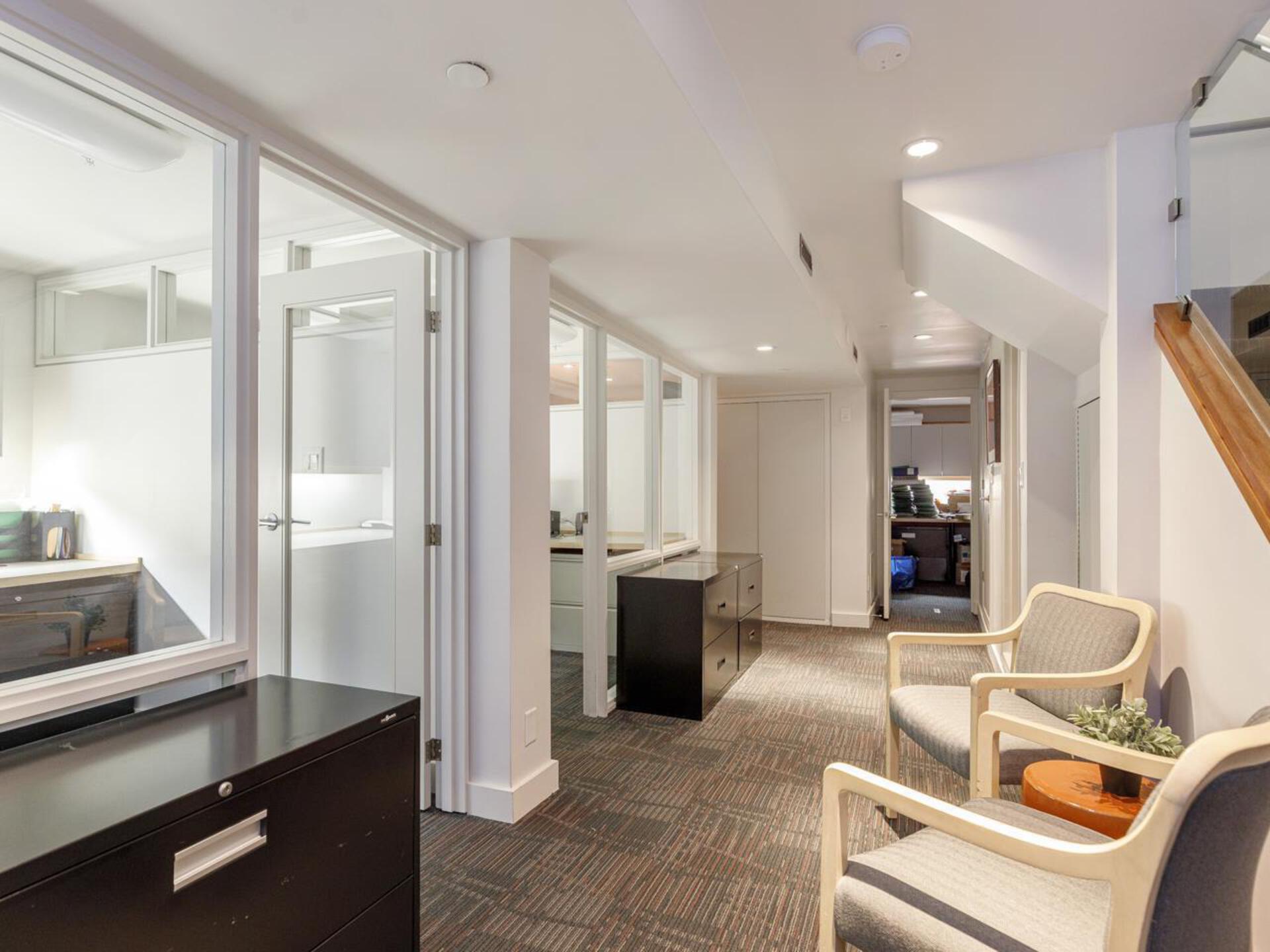 439-helmcken-street-yaletown-vancouver-west-16