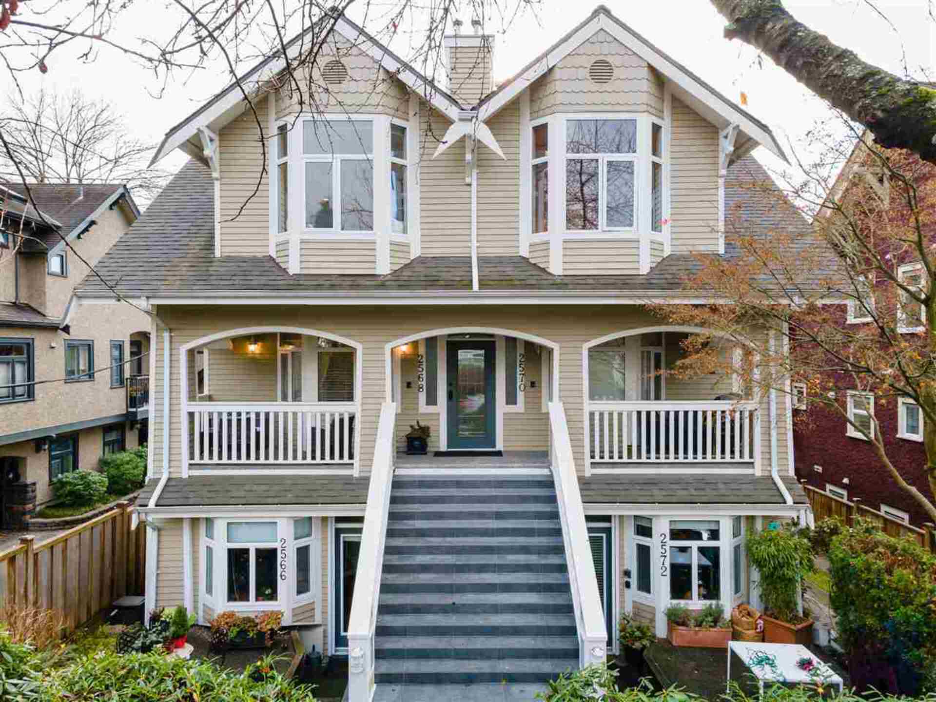2568-w-5th-avenue-kitsilano-vancouver-west-01