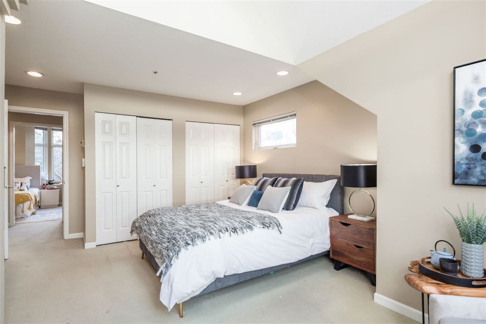 2568-w-5th-avenue-kitsilano-vancouver-west-16