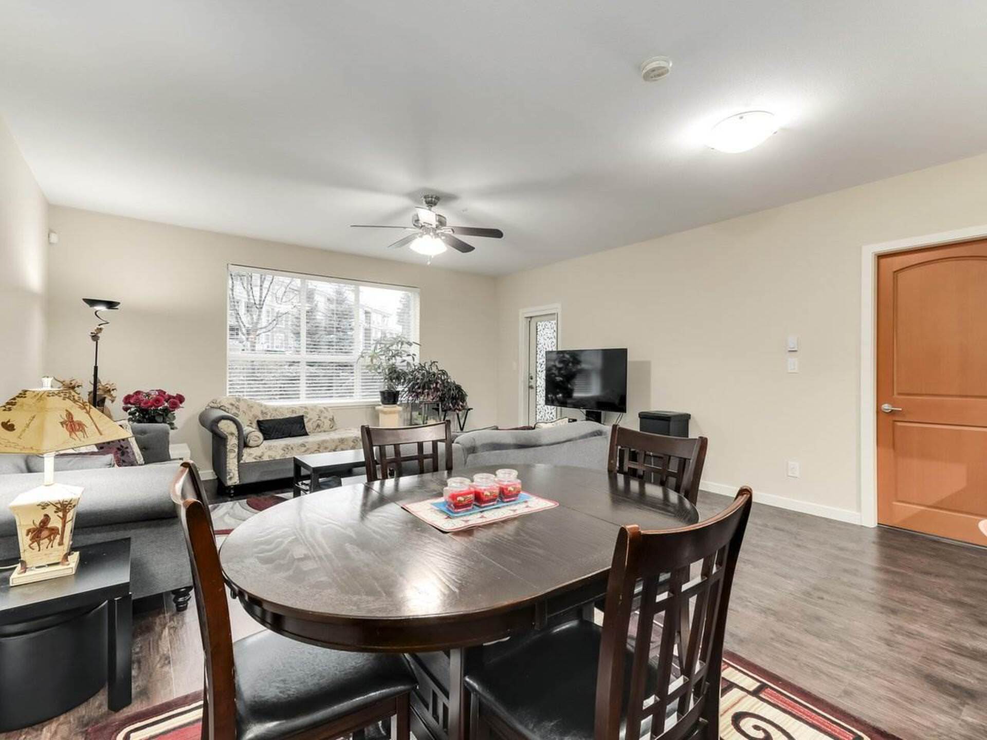 6480-194-street-clayton-cloverdale-06