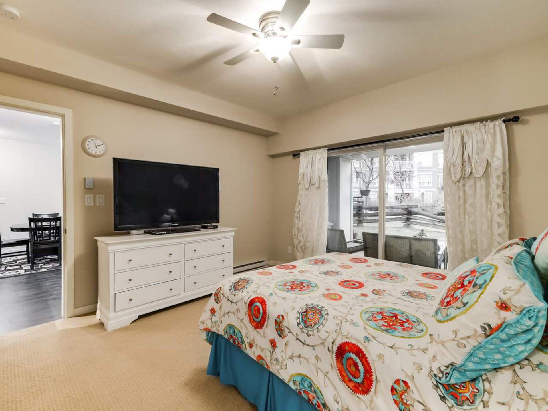 6480-194-street-clayton-cloverdale-09