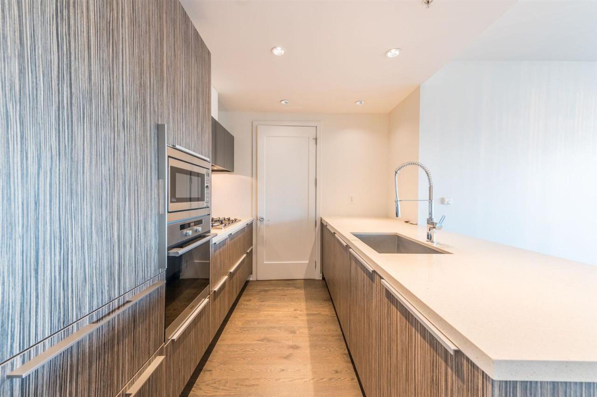 181-w-1st-avenue-false-creek-vancouver-west-12