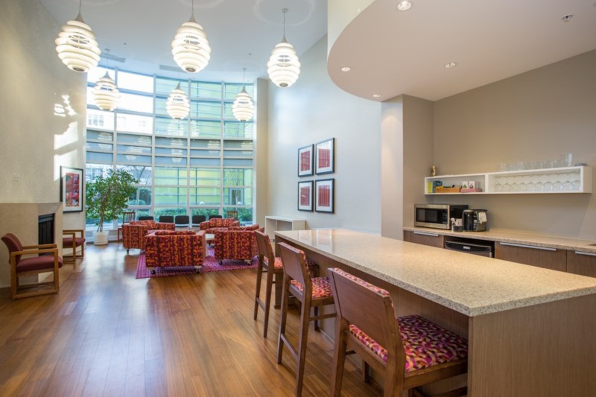 181-w-1st-avenue-false-creek-vancouver-west-32