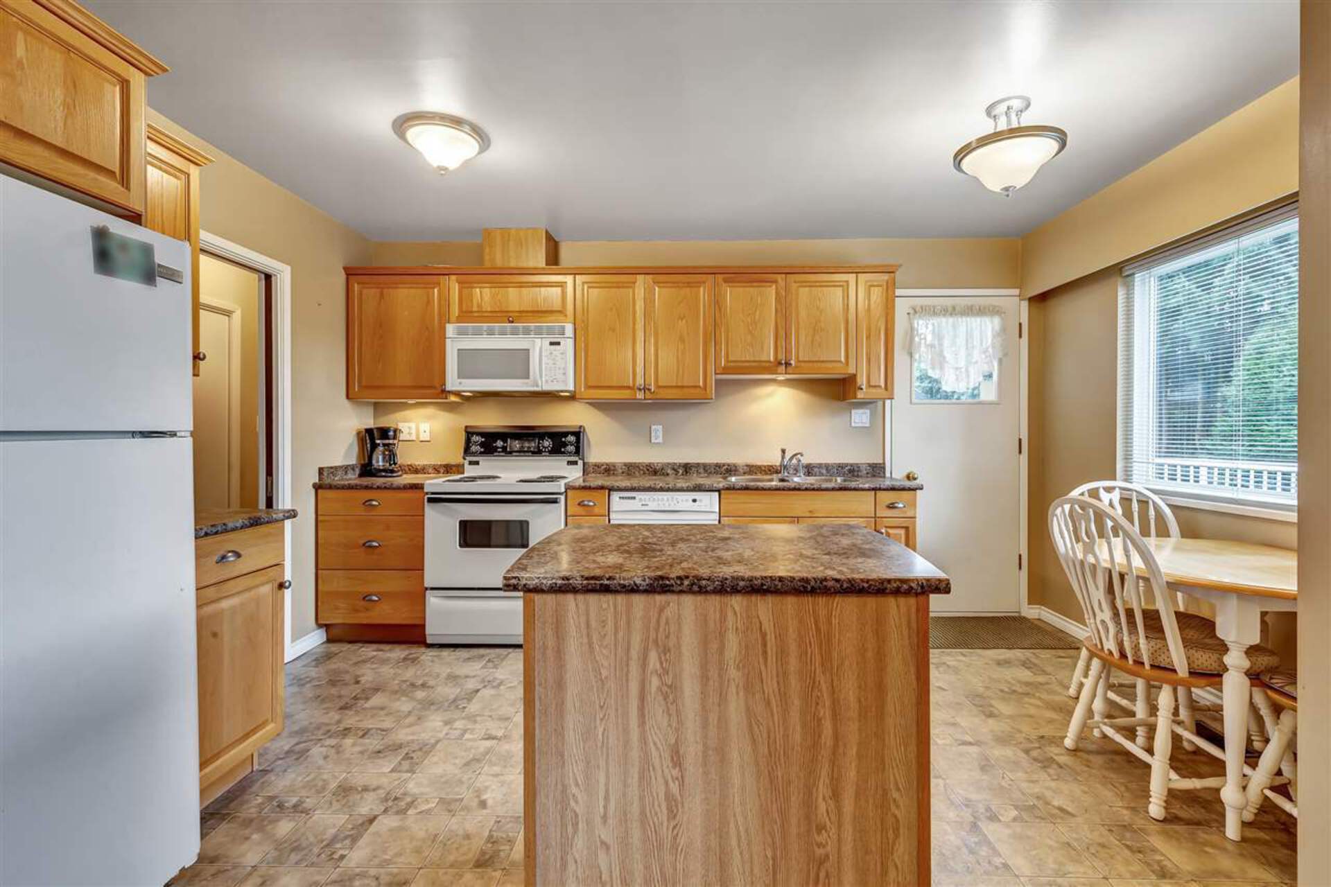 8269-112a-street-nordel-n-delta-26