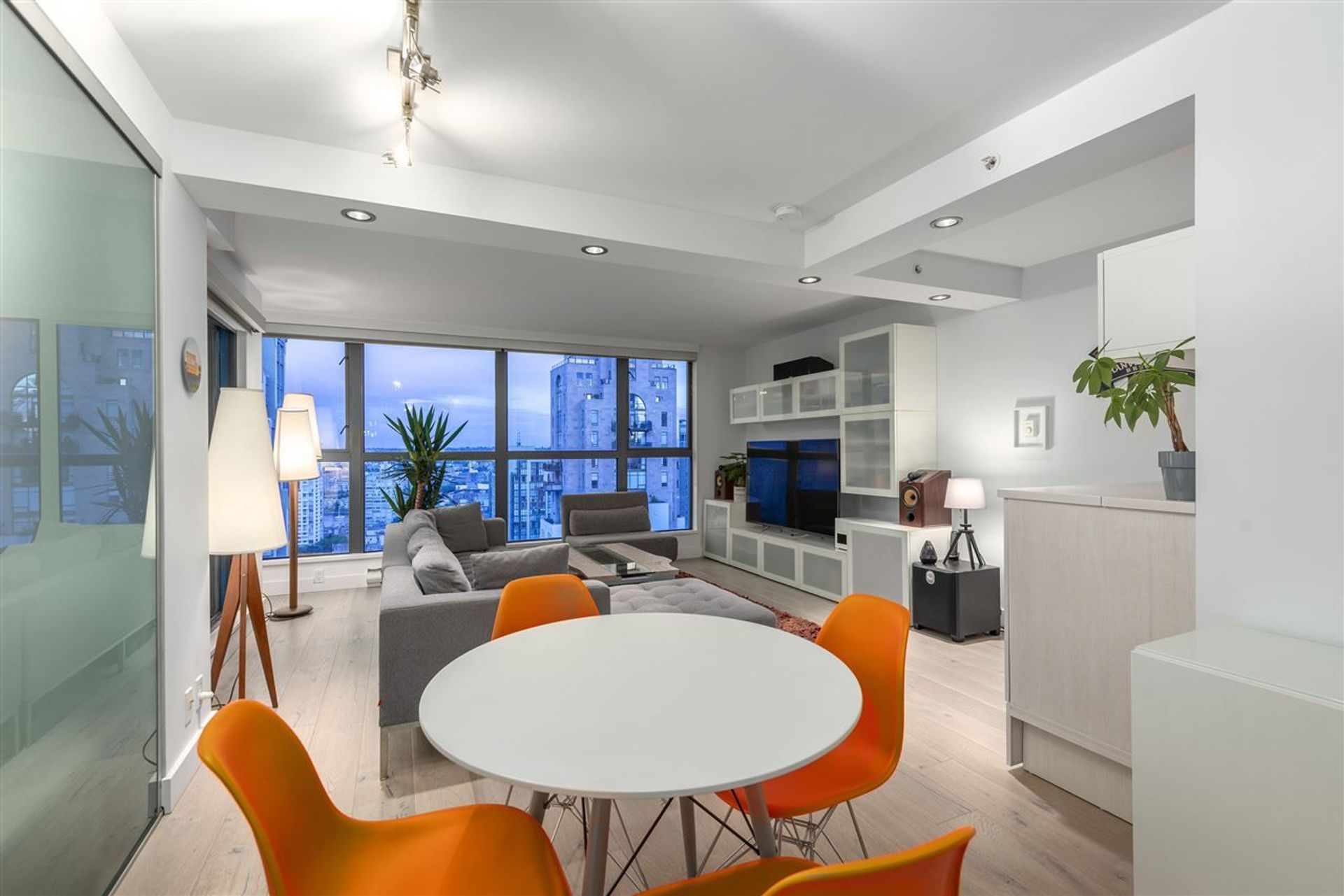 1238-seymour-street-downtown-vw-vancouver-west-02