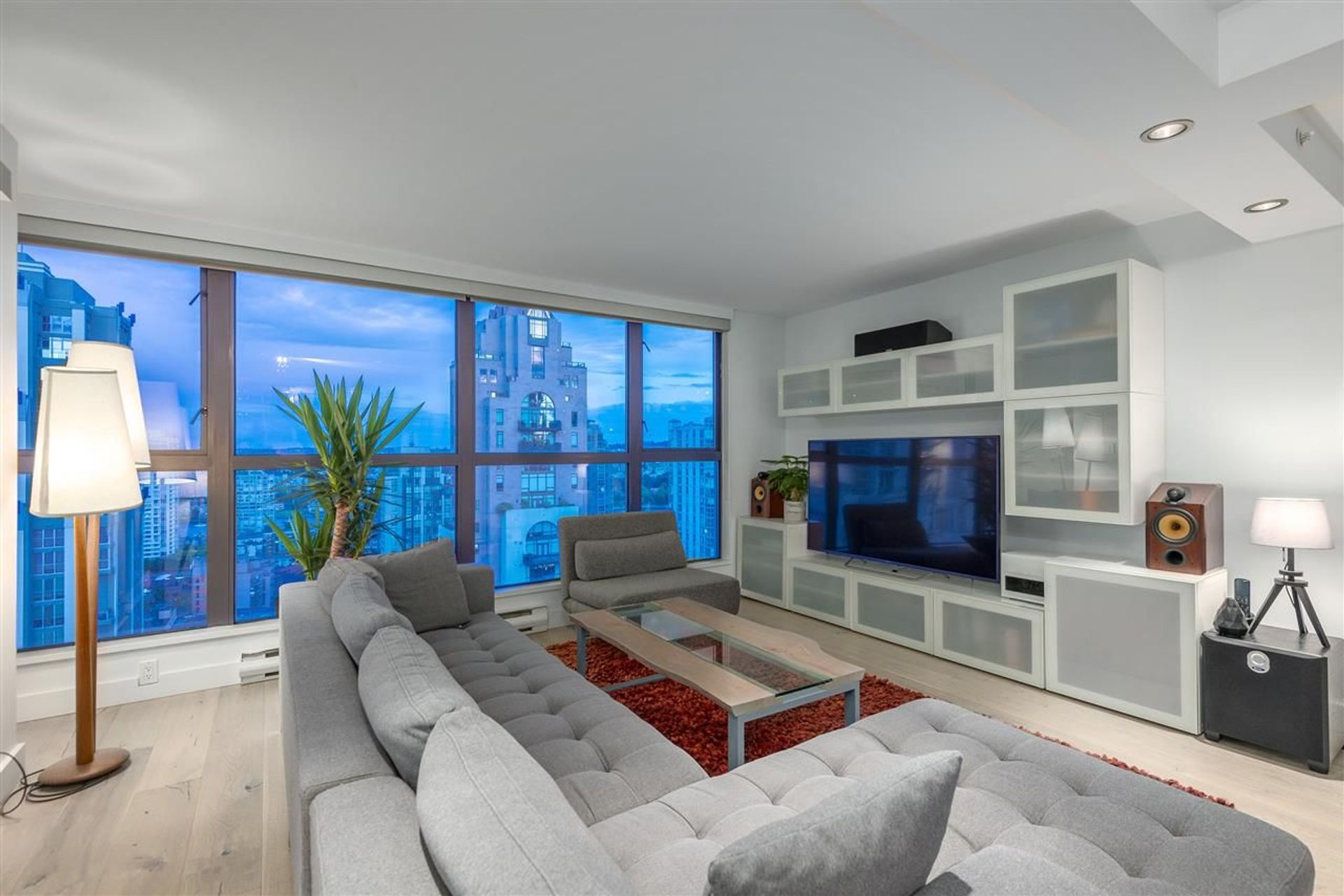 1238-seymour-street-downtown-vw-vancouver-west-03