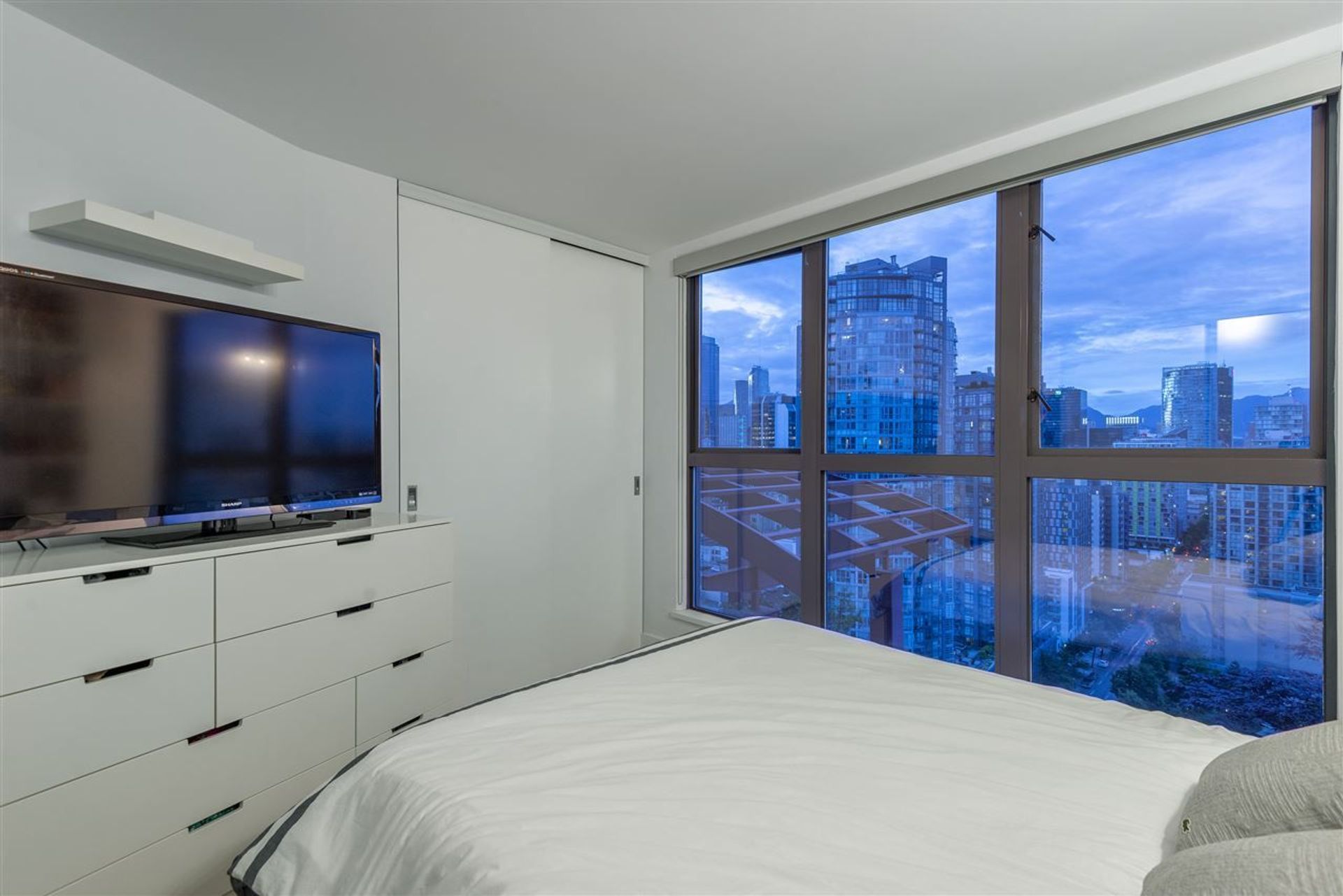 1238-seymour-street-downtown-vw-vancouver-west-17