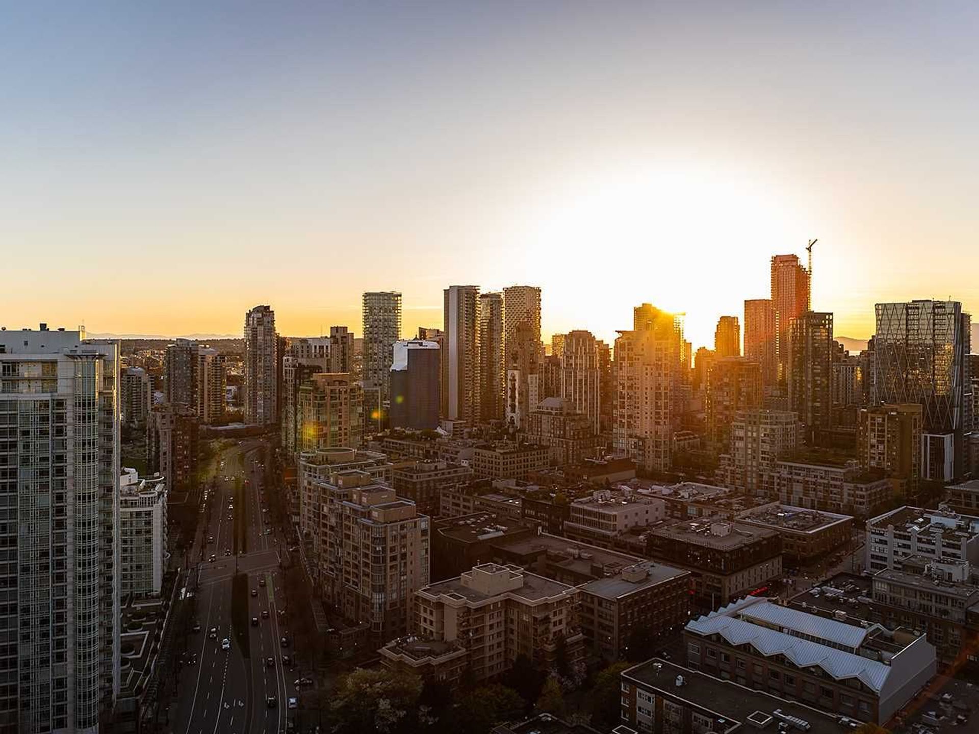 1009-expo-boulevard-yaletown-vancouver-west-08