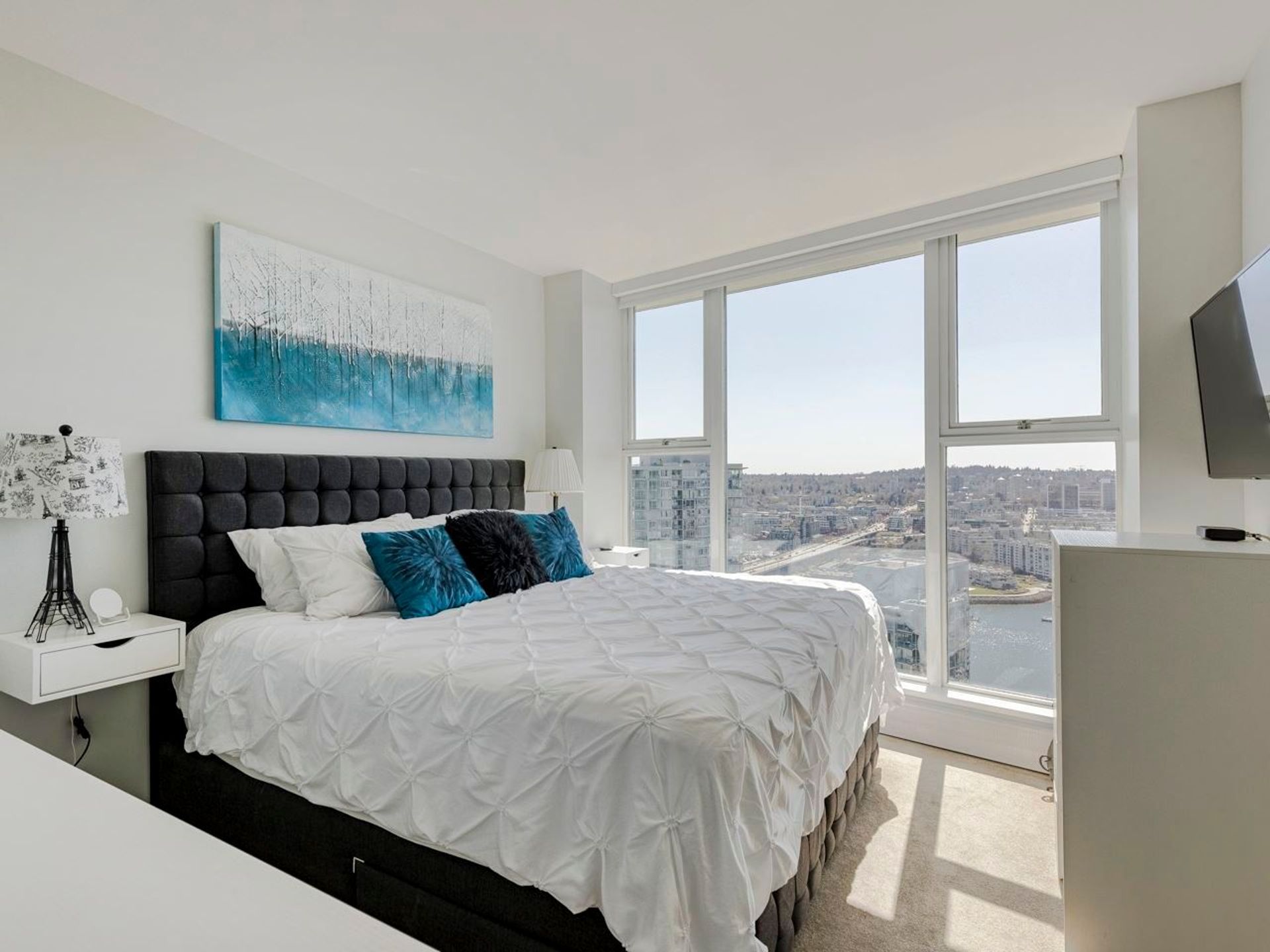 1009-expo-boulevard-yaletown-vancouver-west-25