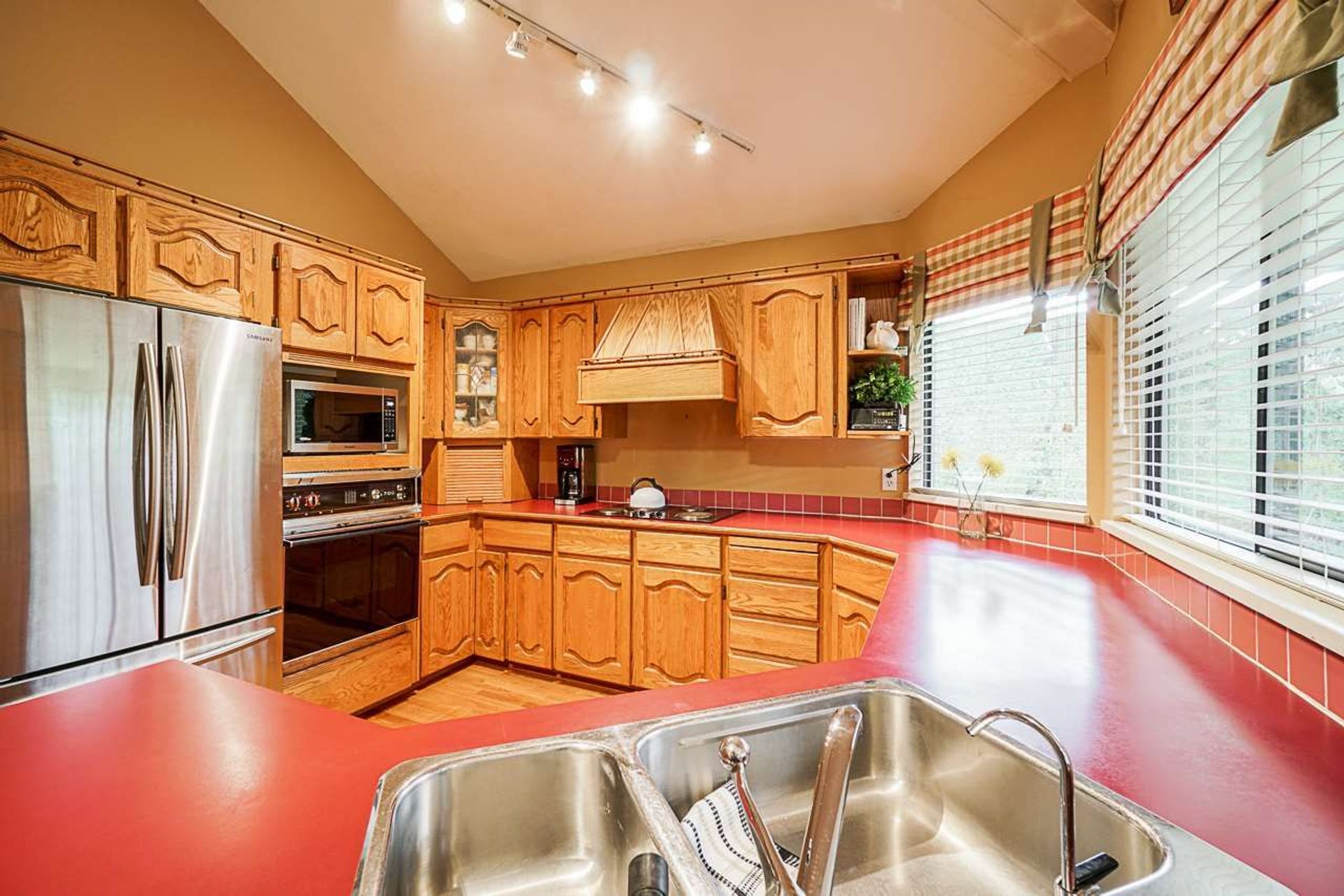 10629-harrogate-drive-nordel-n-delta-06