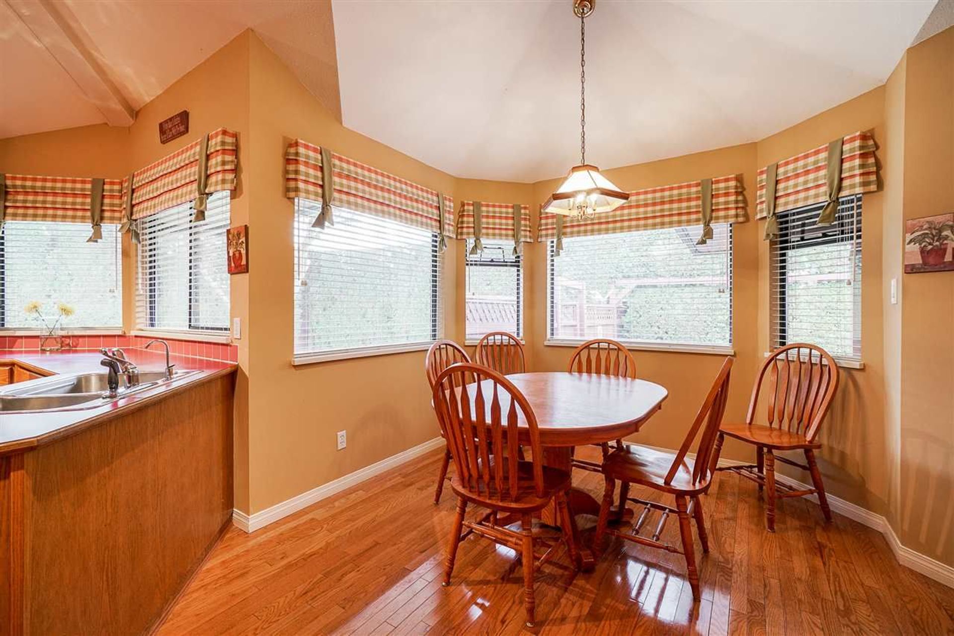 10629-harrogate-drive-nordel-n-delta-07