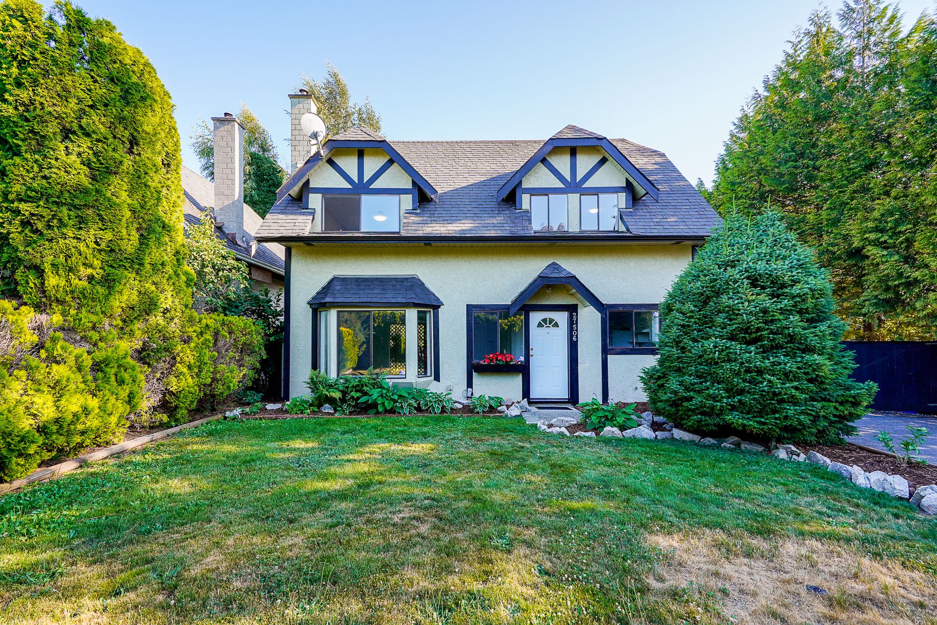 27506-31a-avenue-aldergrove-1