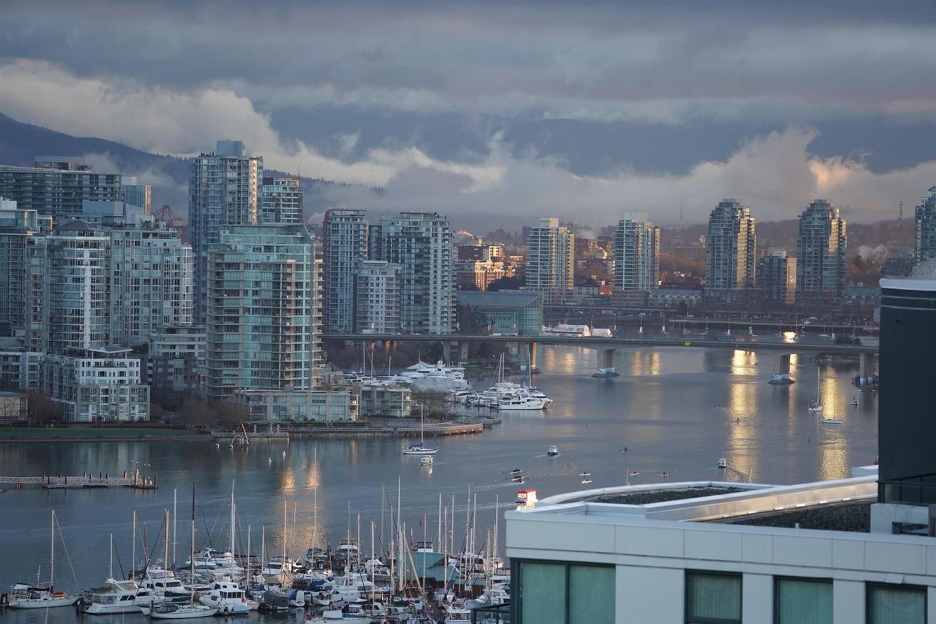 1483-w-7th-avenue-fairview-vw-vancouver-west-31