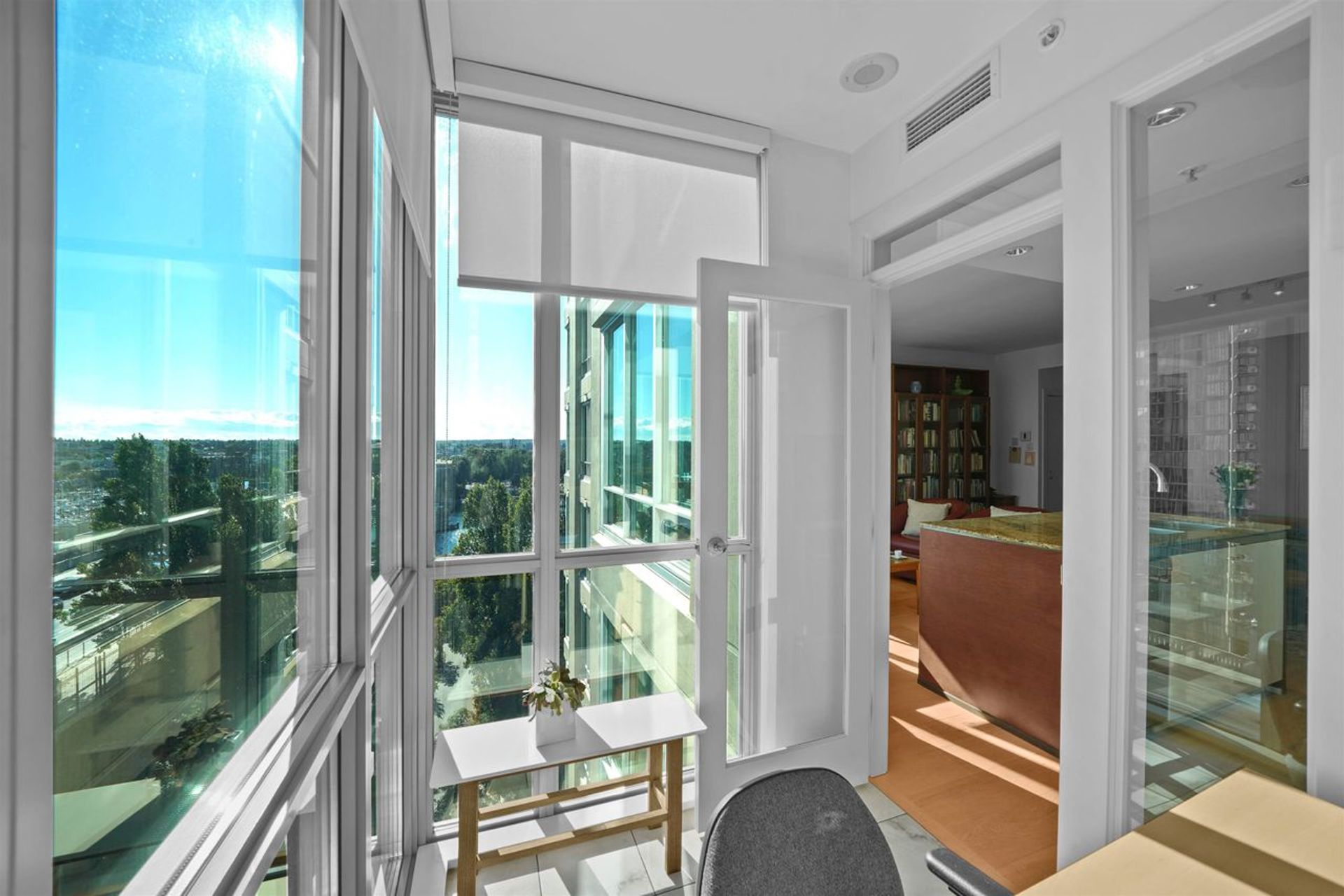 1005-beach-avenue-west-end-vw-vancouver-west-15