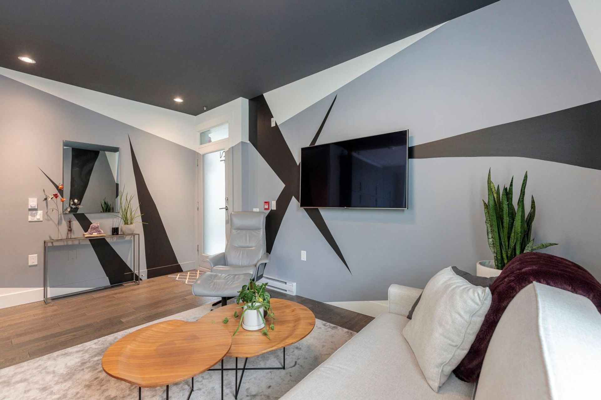 531-e-16th-avenue-mount-pleasant-ve-vancouver-east-05