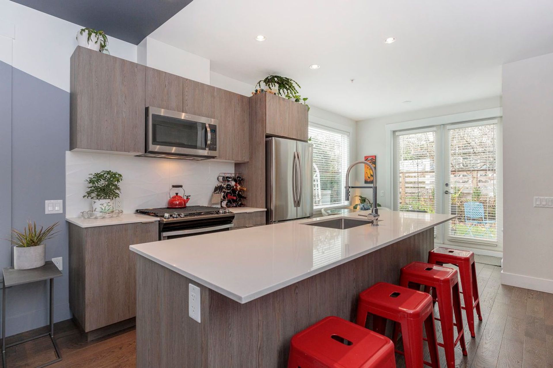 531-e-16th-avenue-mount-pleasant-ve-vancouver-east-09