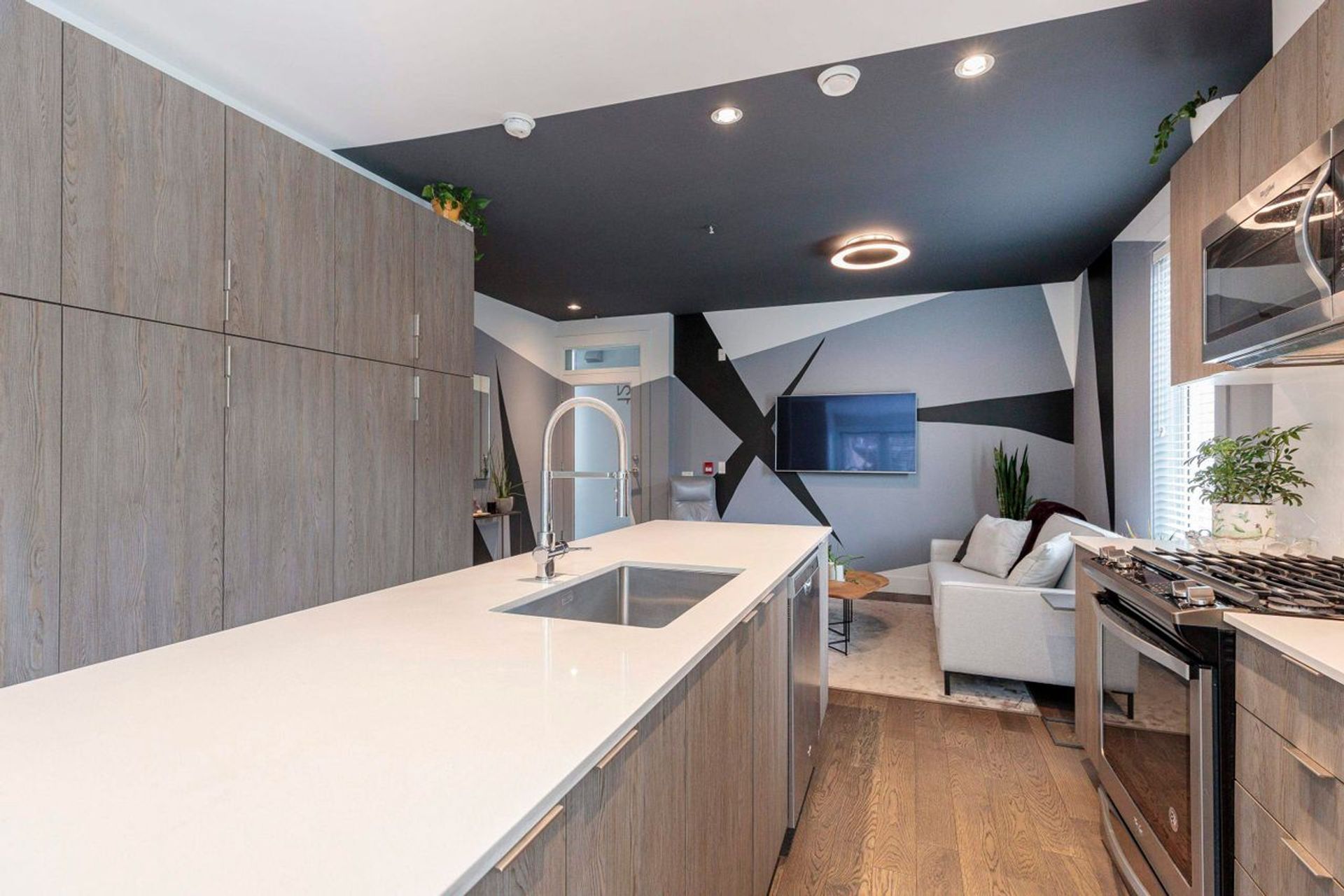 531-e-16th-avenue-mount-pleasant-ve-vancouver-east-12