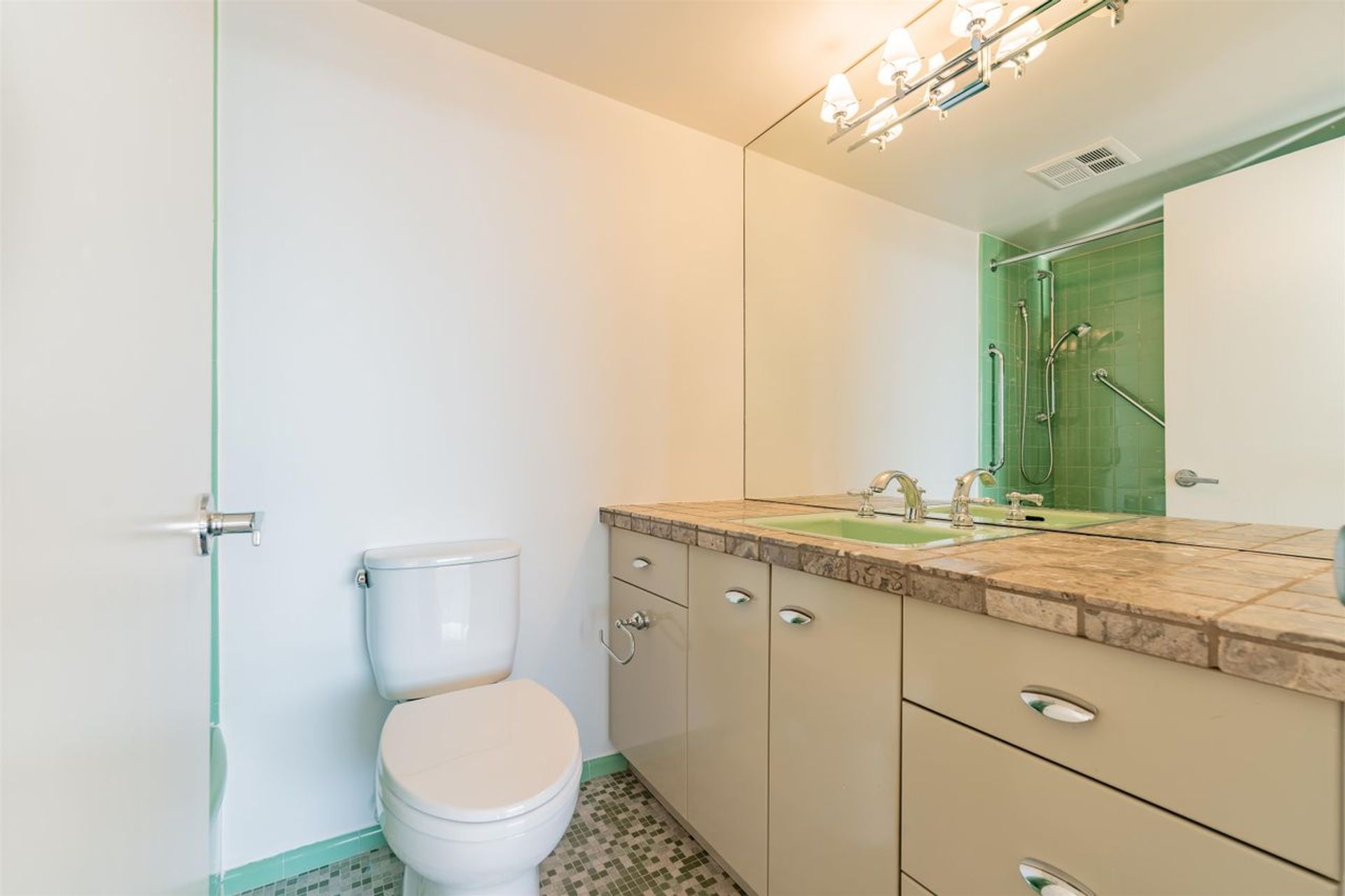 403 - 1835 Morton Avenue, West End VW, Vancouver West 4