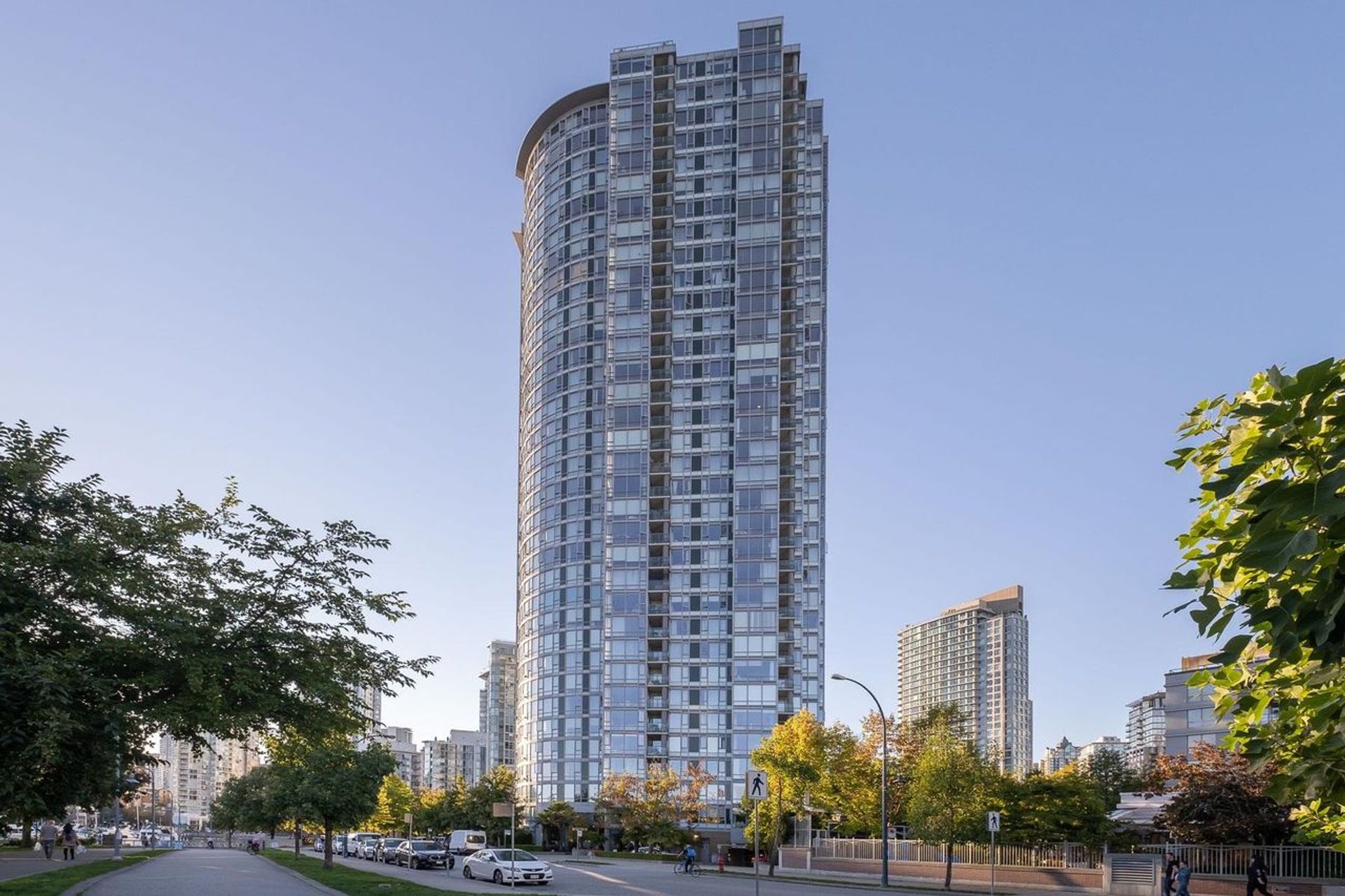 1033-marinaside-crescent-yaletown-vancouver-west-32